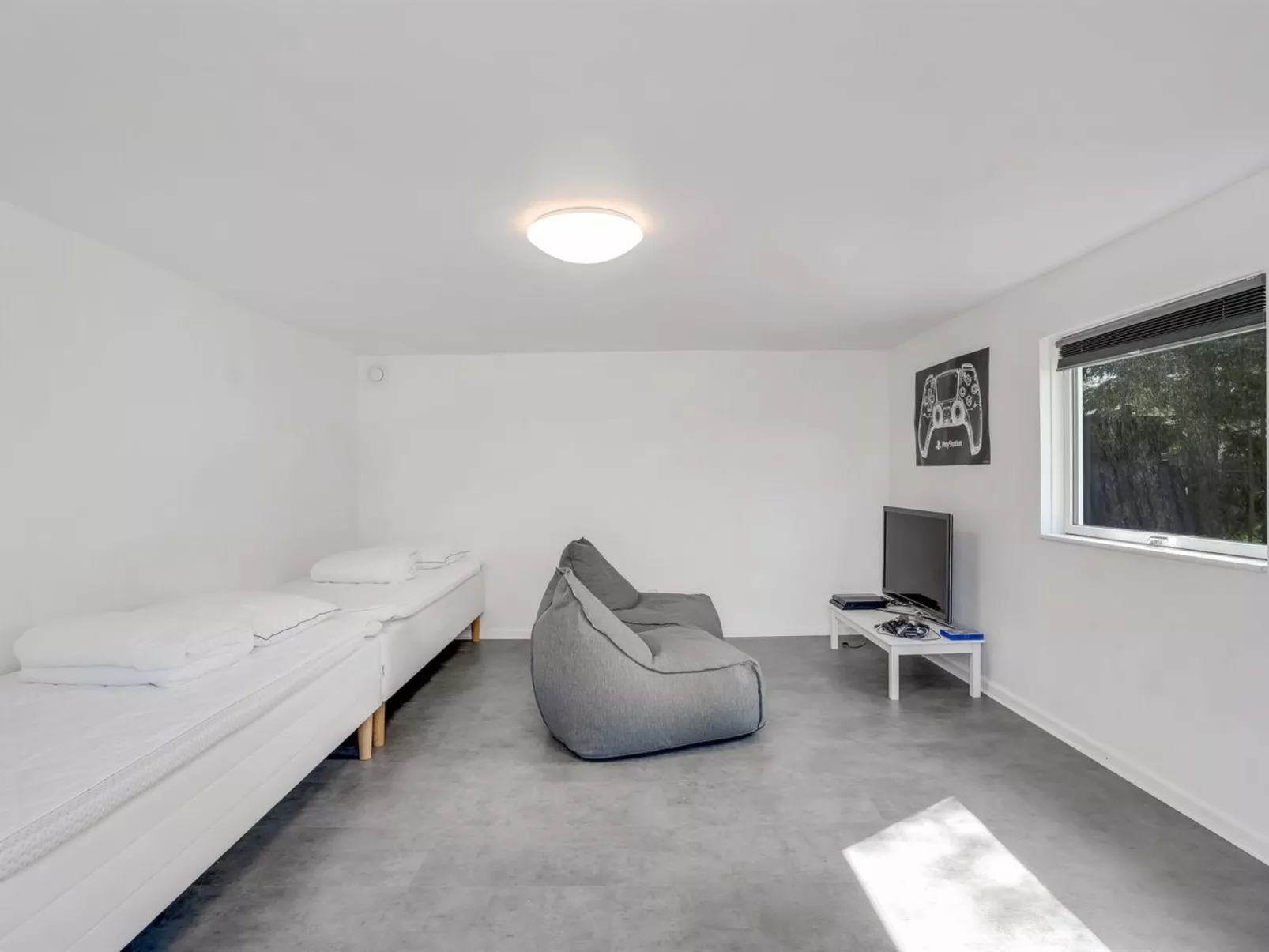 "Annastasia" - 400m from the sea-Binnen