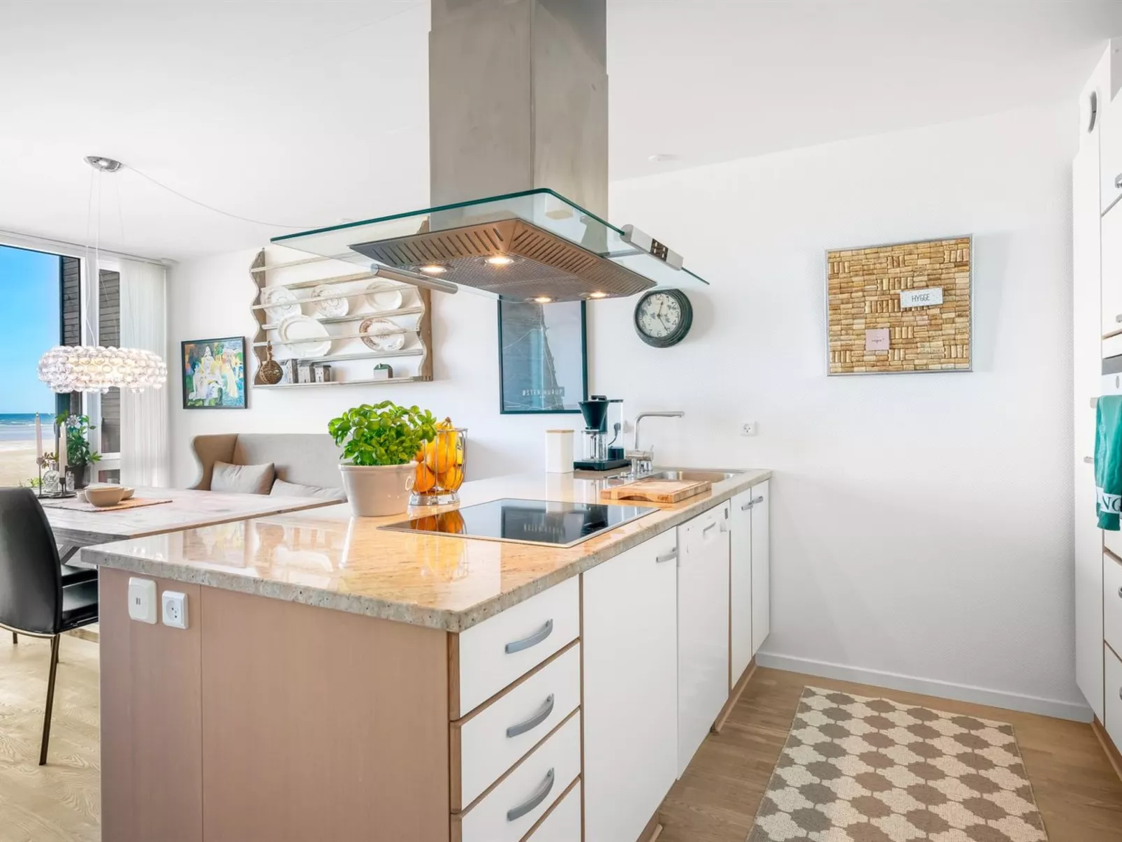 "Eleanore" - 25m from the sea-Binnen