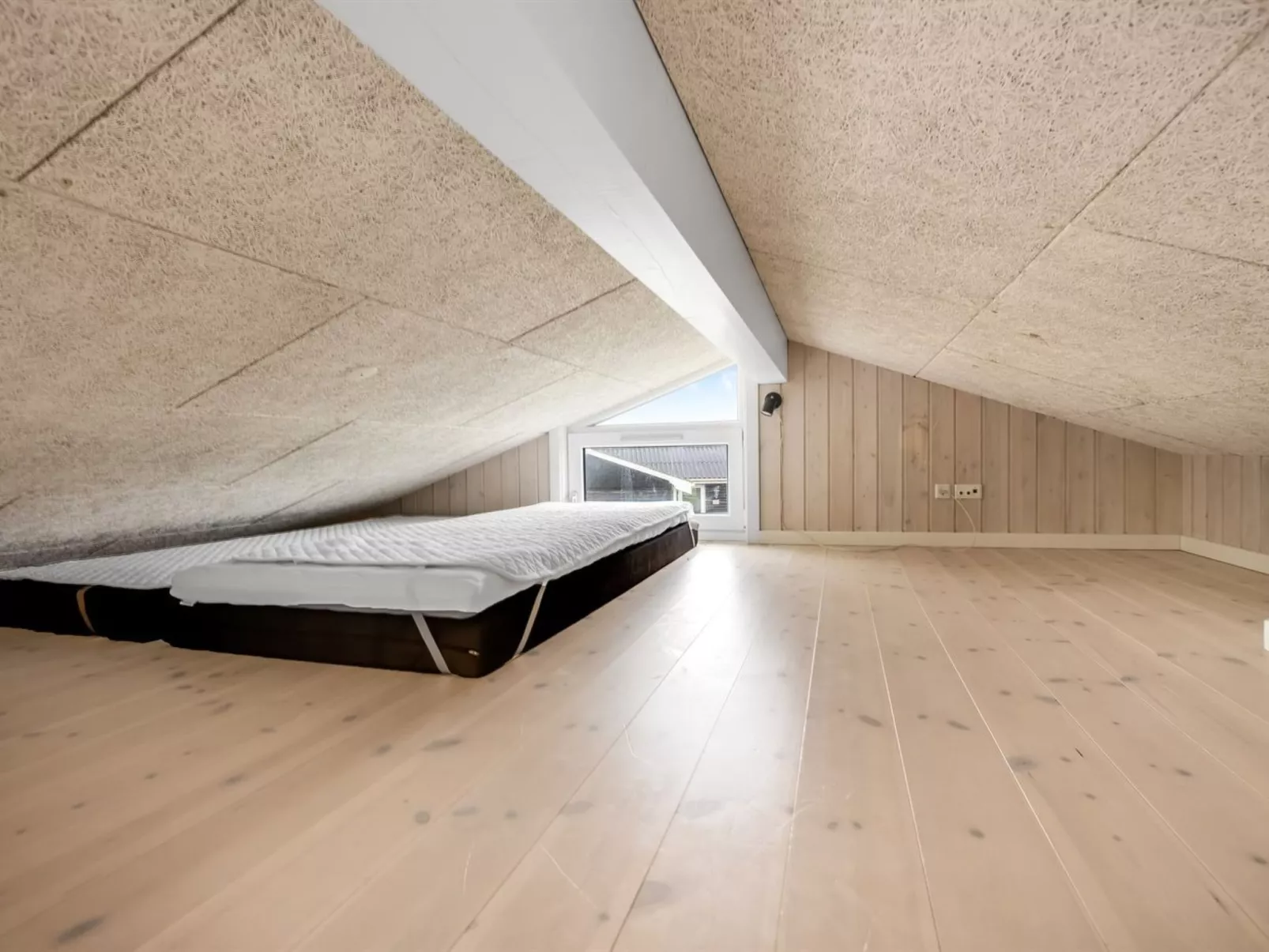 "Lennart" - 300m from the sea-Binnen