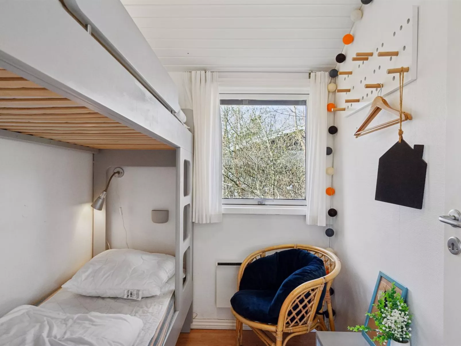 "Hermand" - 3.5km from the sea-Binnen