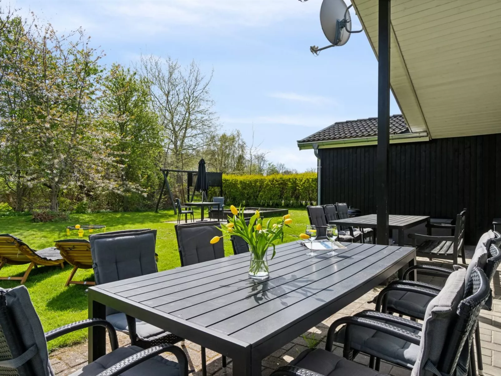 "Amiira" - 500m from the sea-Buiten