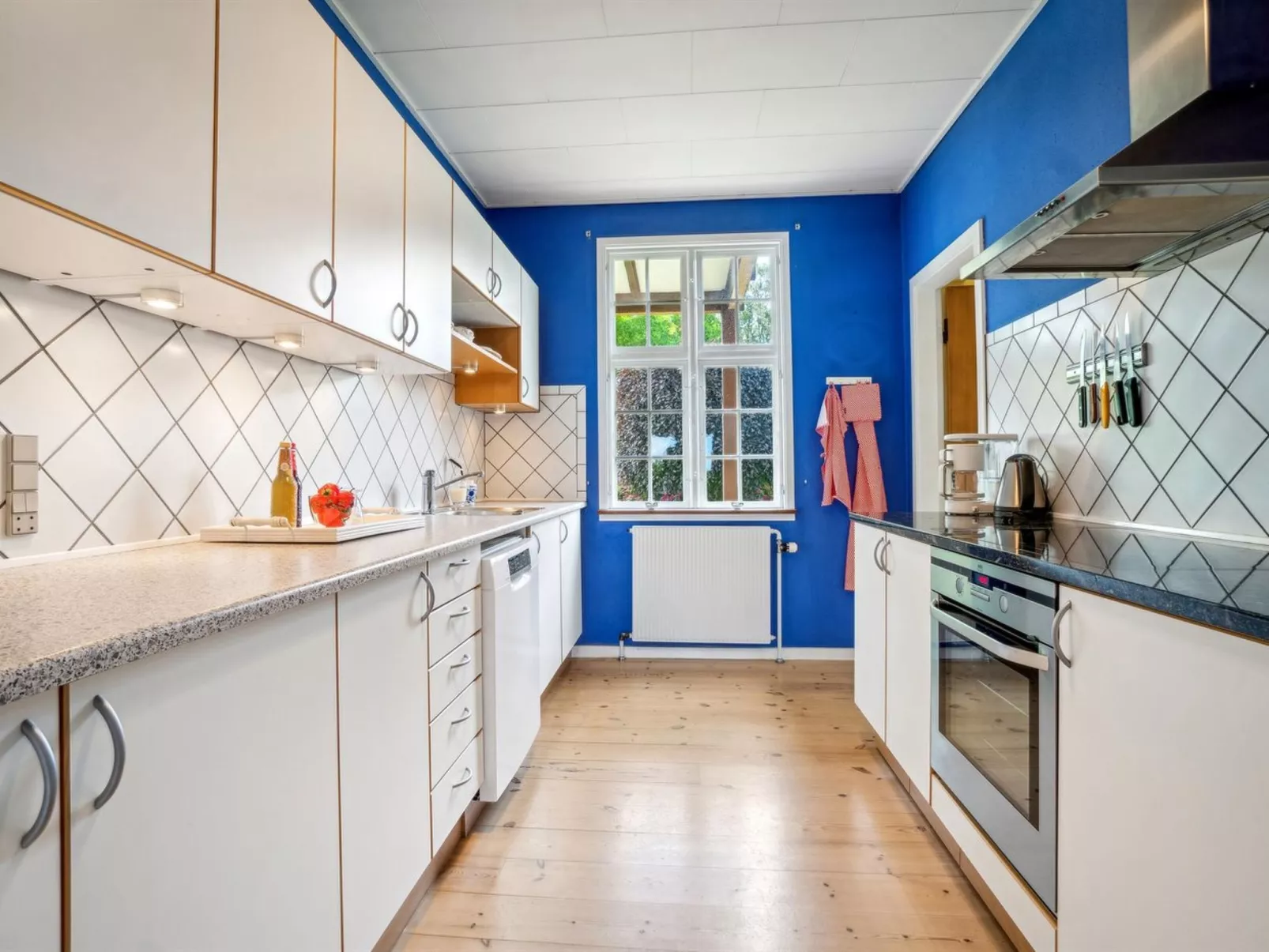 "Vanta" - 50m from the sea-Binnen