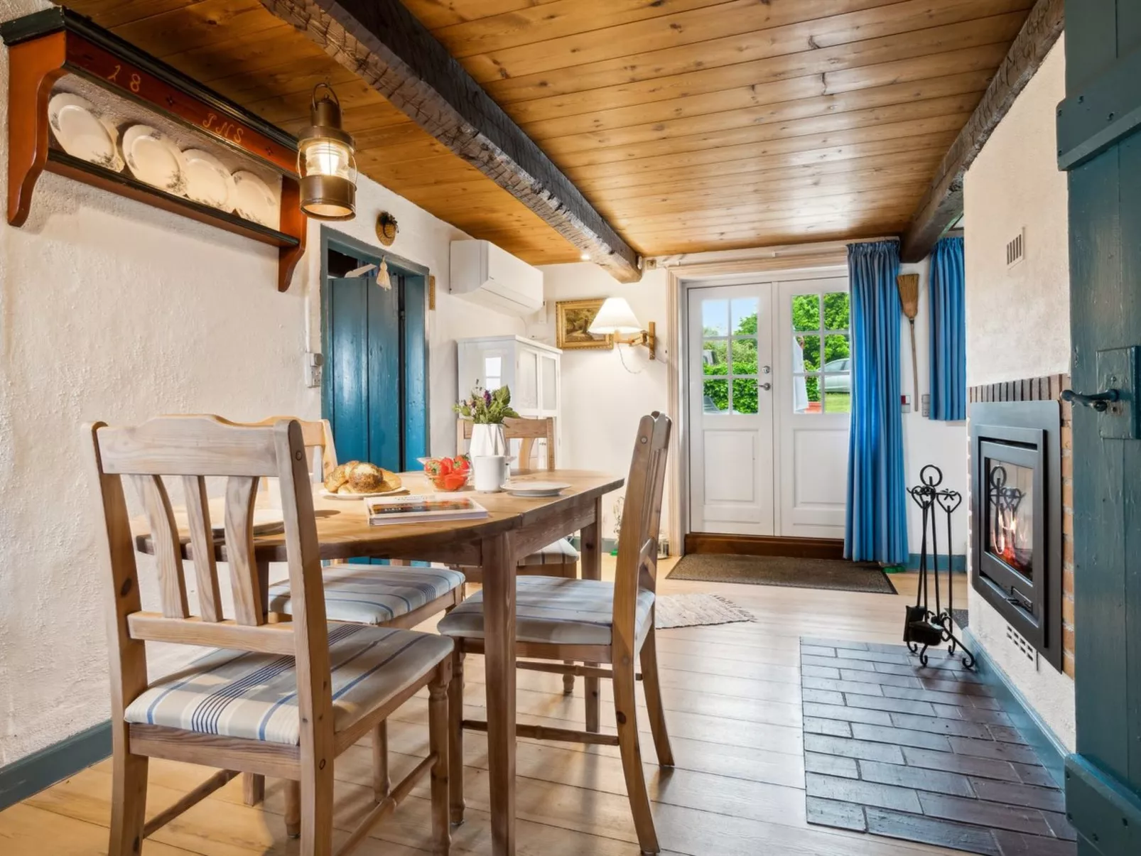 "Leoni" - 115m from the sea-Binnen