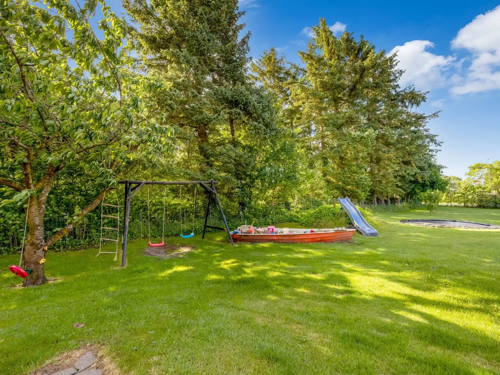 "Ditleif" - 8km to the fjord-Buiten