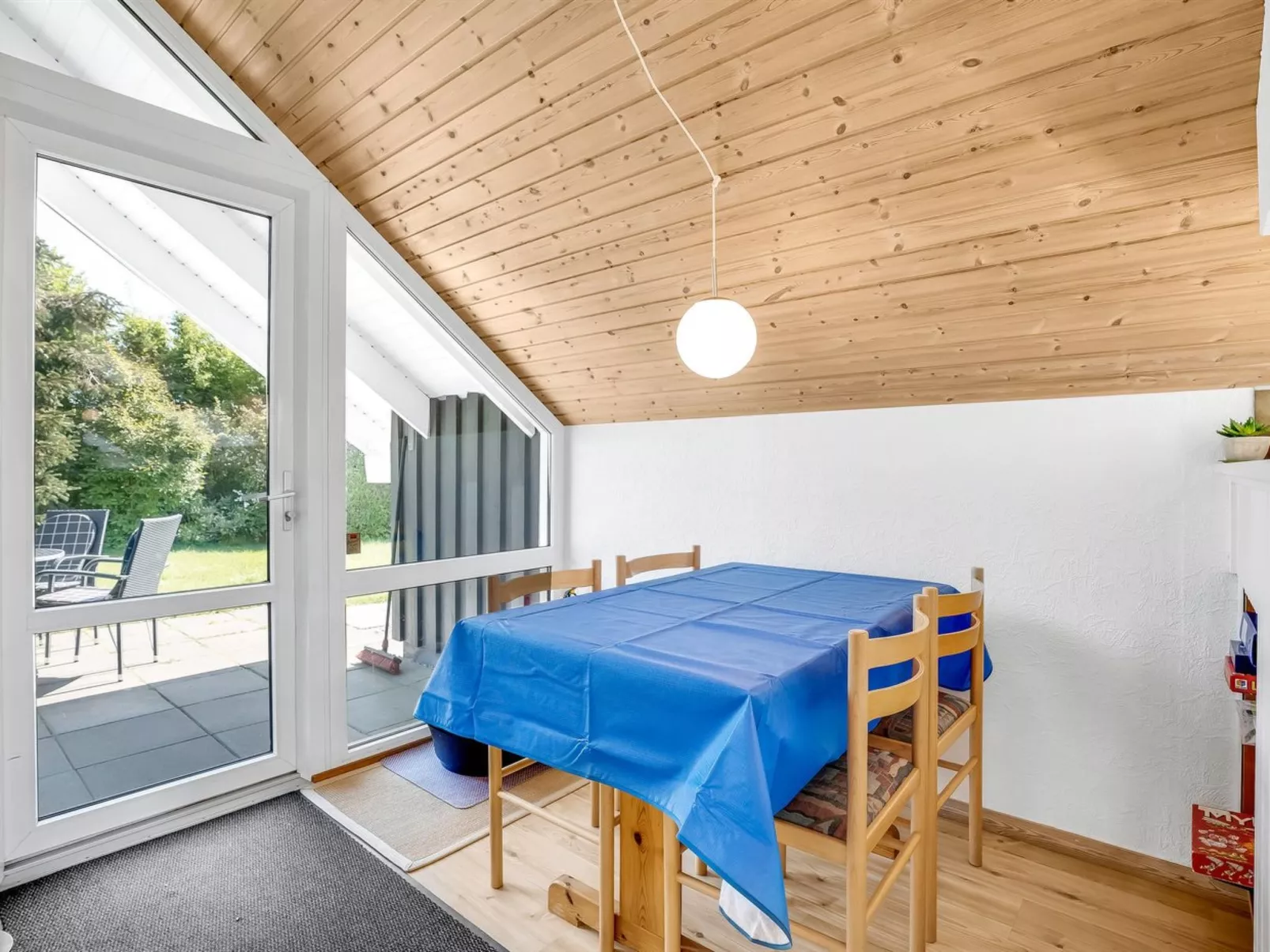 "Tytti" - 300m from the sea-Binnen