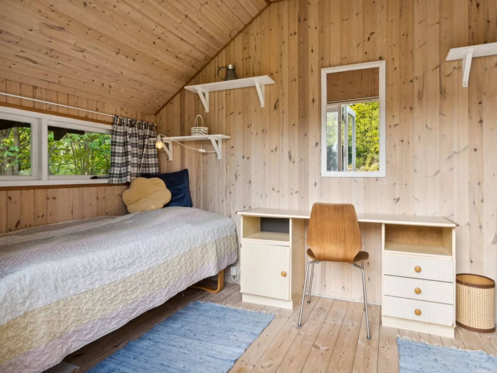 "Emeli" - 100m from the sea-Binnen