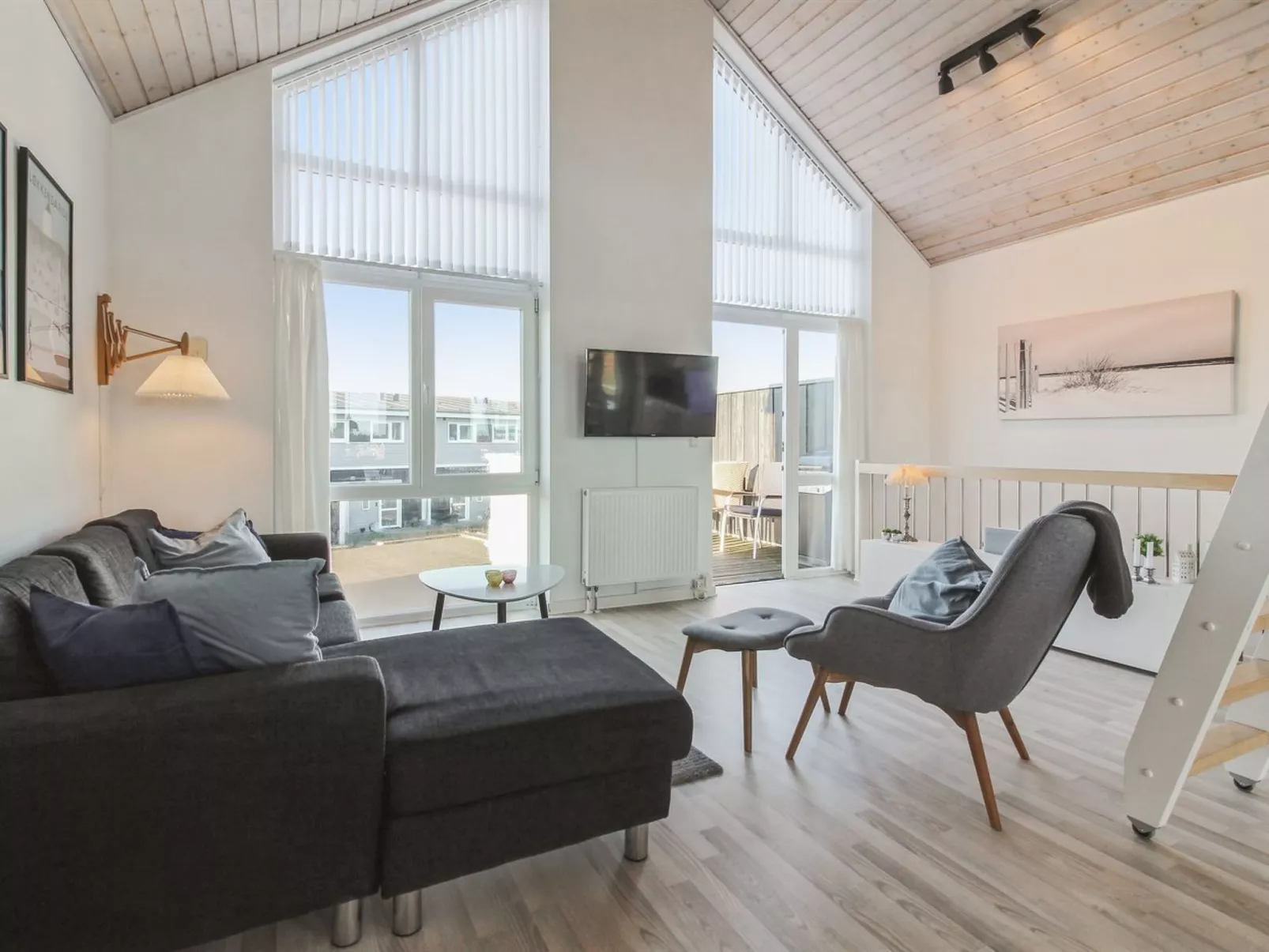 "Truls" - 700m from the sea-Binnen