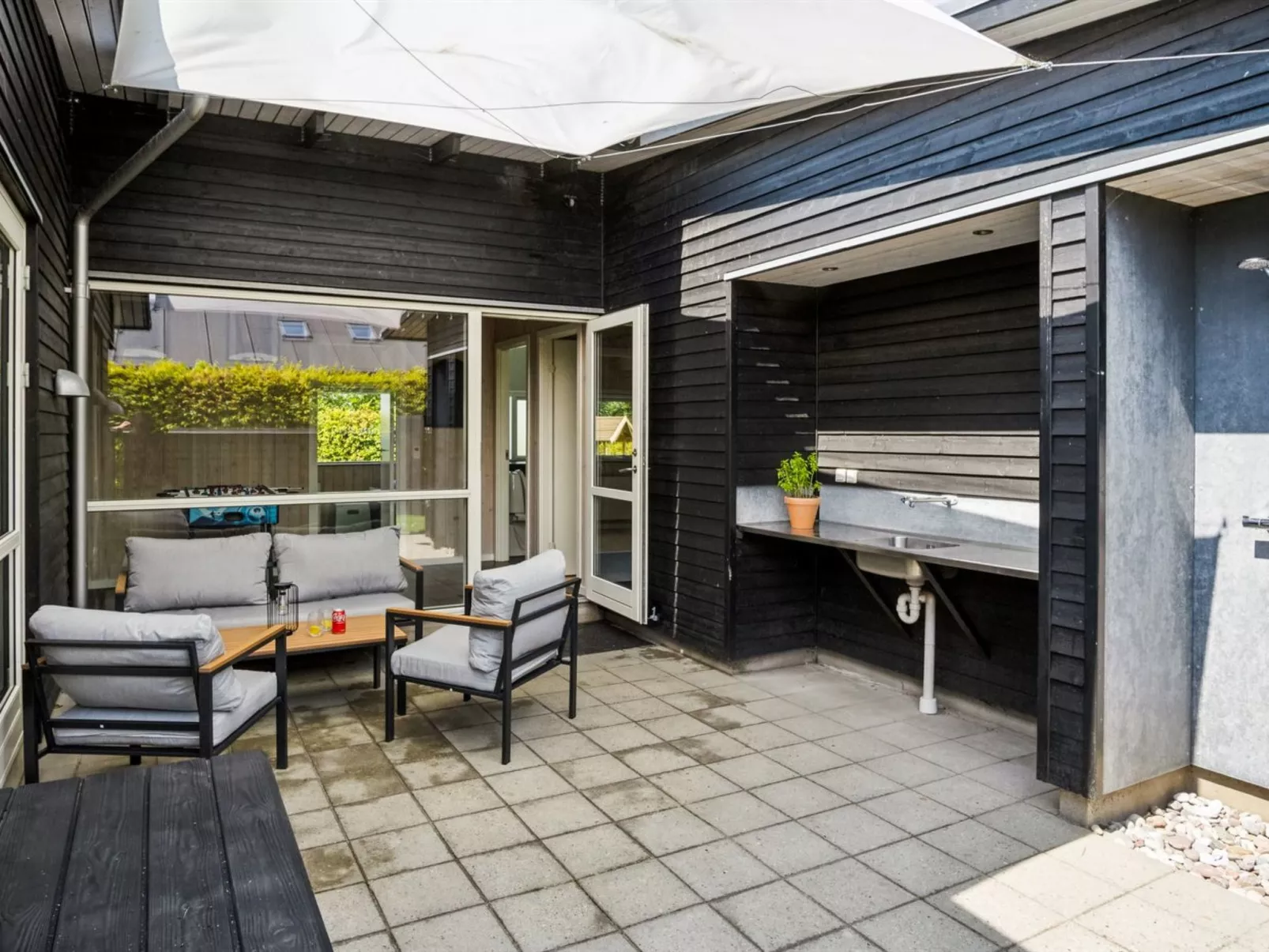 "Gloria" - 500m from the sea-Buiten