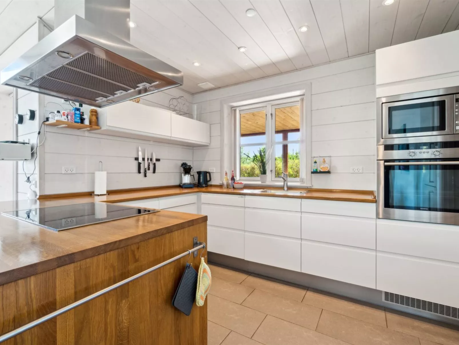 "Lisbeth" - 130m from the sea-Binnen