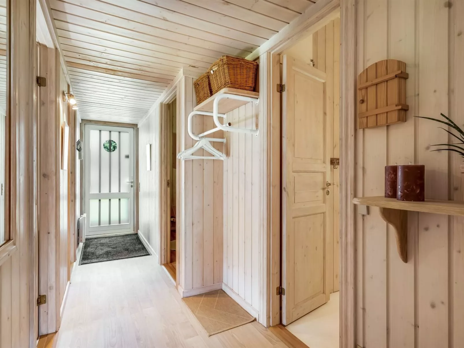 "Amundi" - 500m from the sea-Binnen