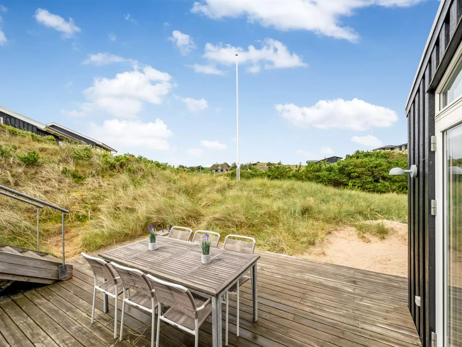 "Paaske" -  from the sea-Buiten