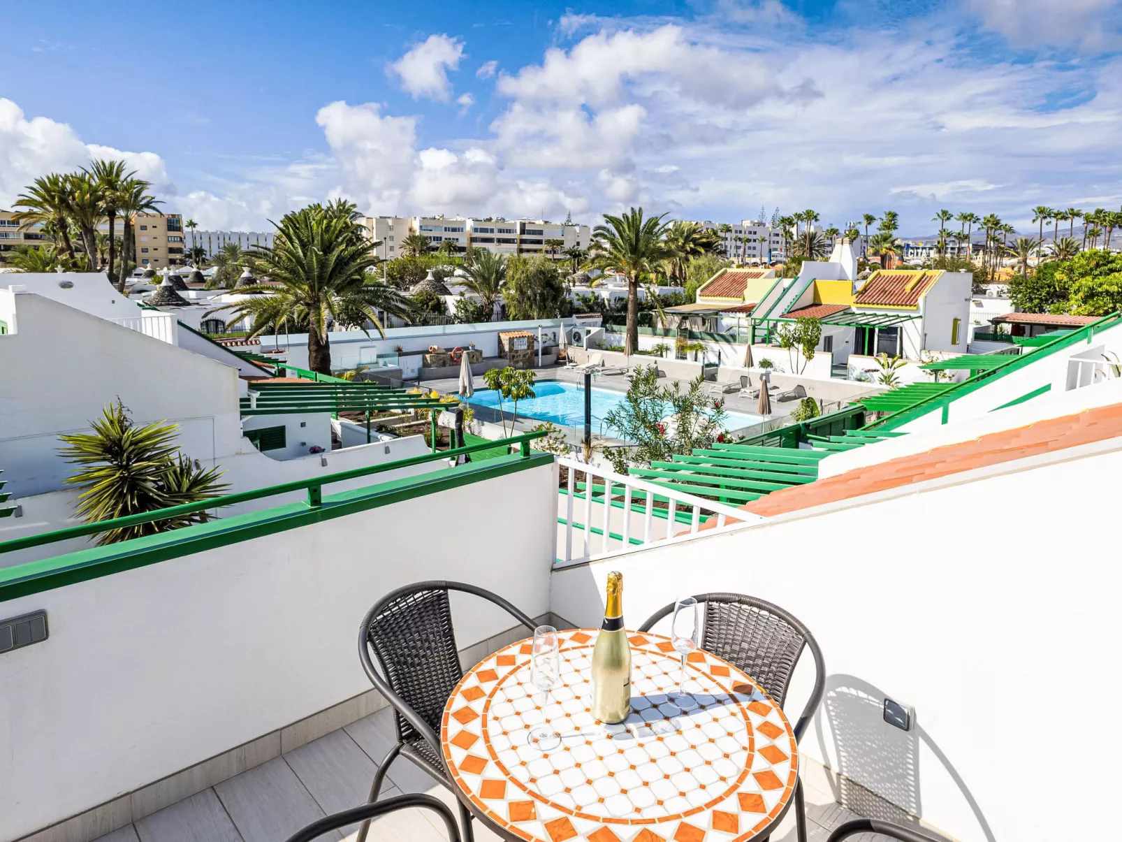 Casa Amarilla Begoña-Buiten