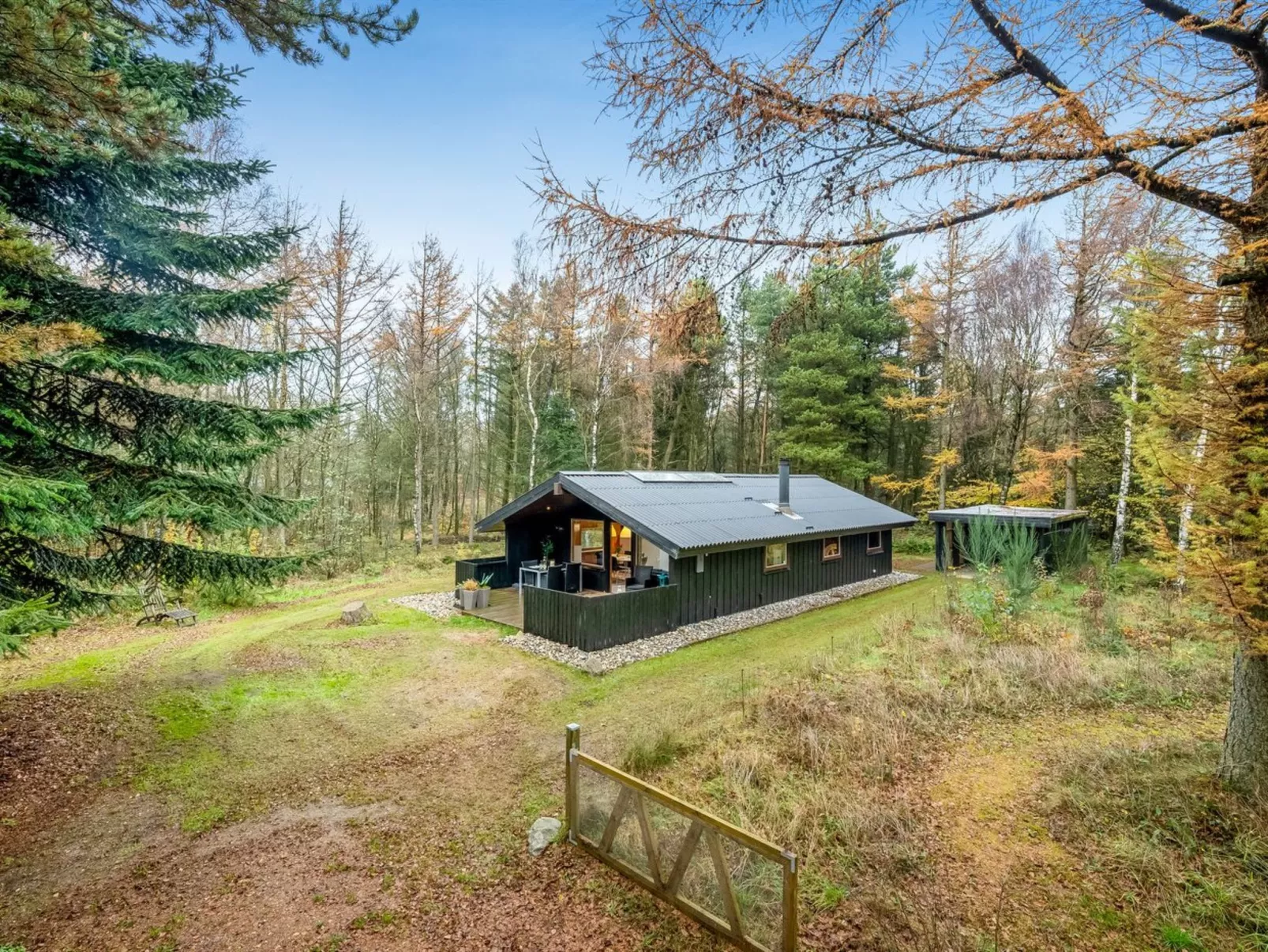 "Marthine" - 650m to the fjord-Buiten