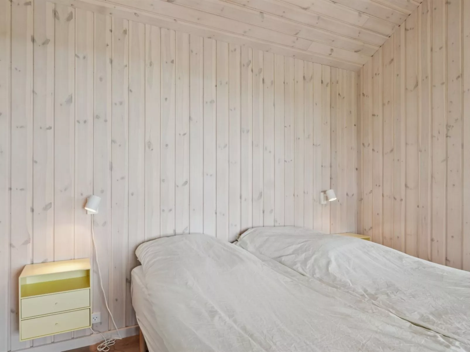 "Pontus" - 500m from the sea-Binnen