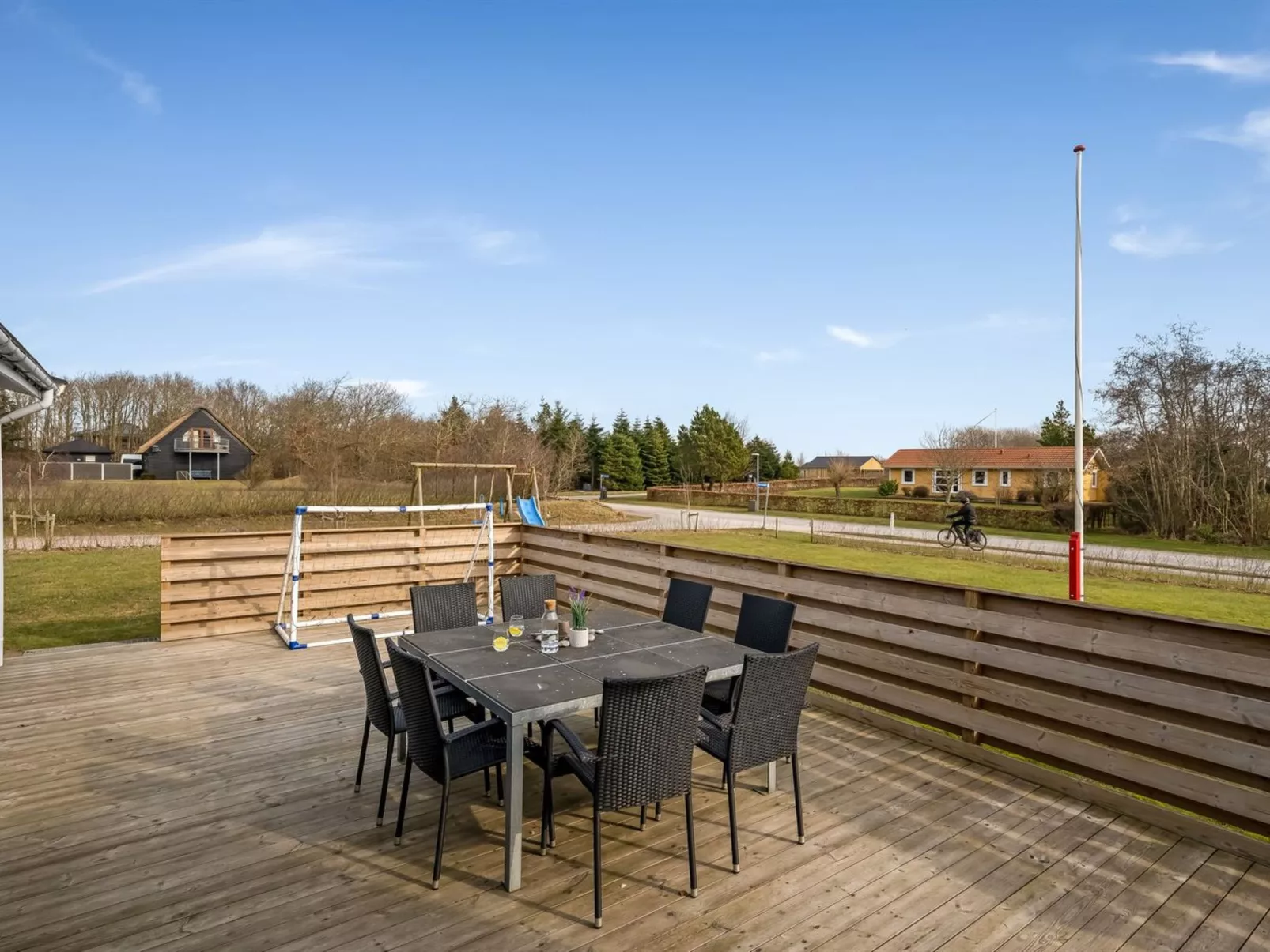 "Amine" - 300m to the fjord-Buiten