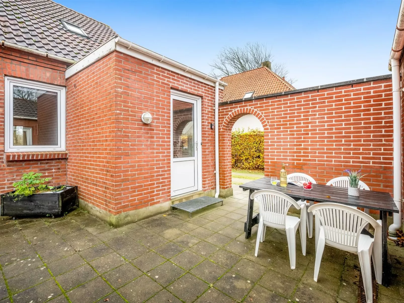 "Trpana" - 1km to the fjord-Buiten