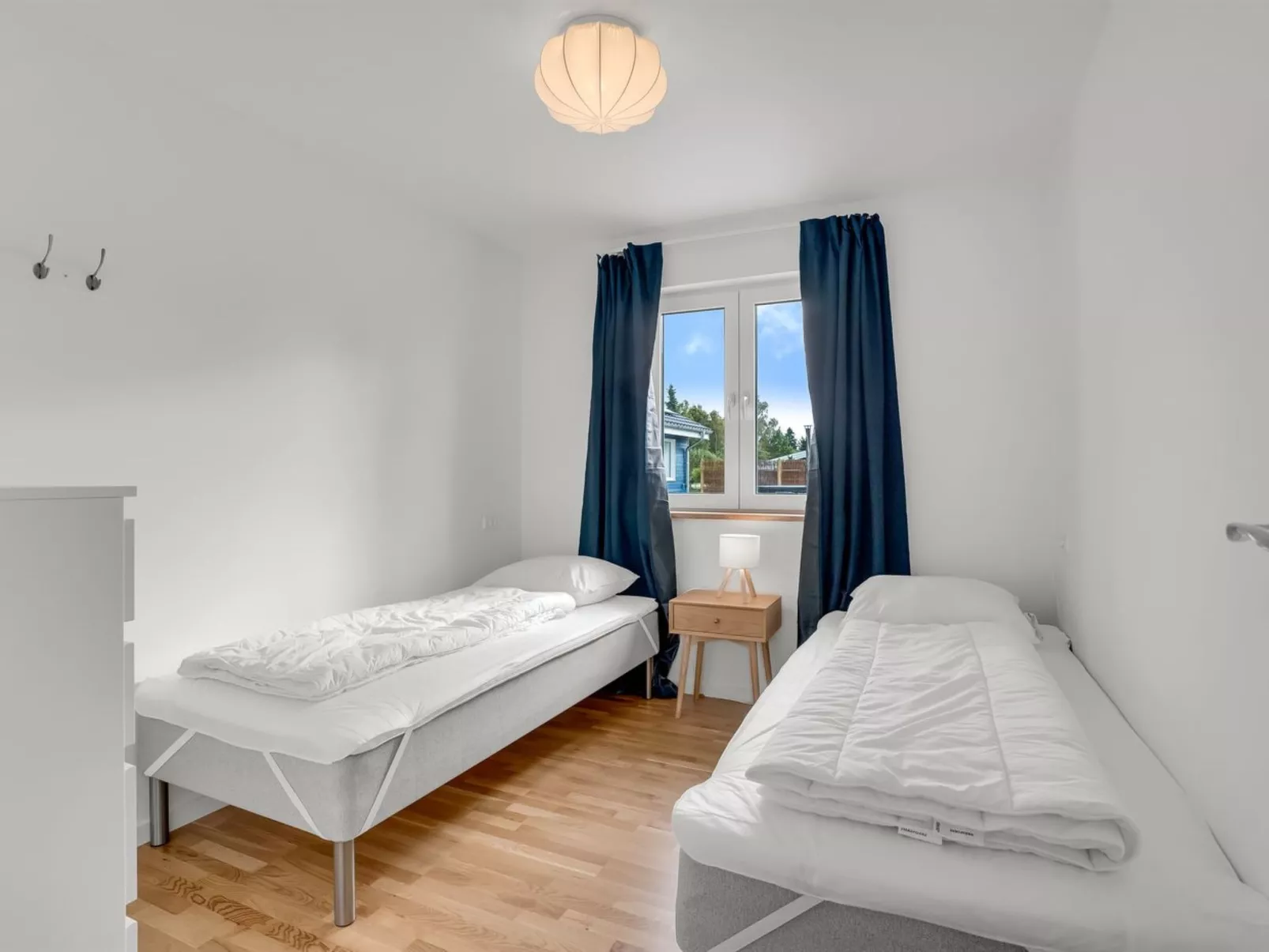 "Rajna" - 250m from the sea-Binnen