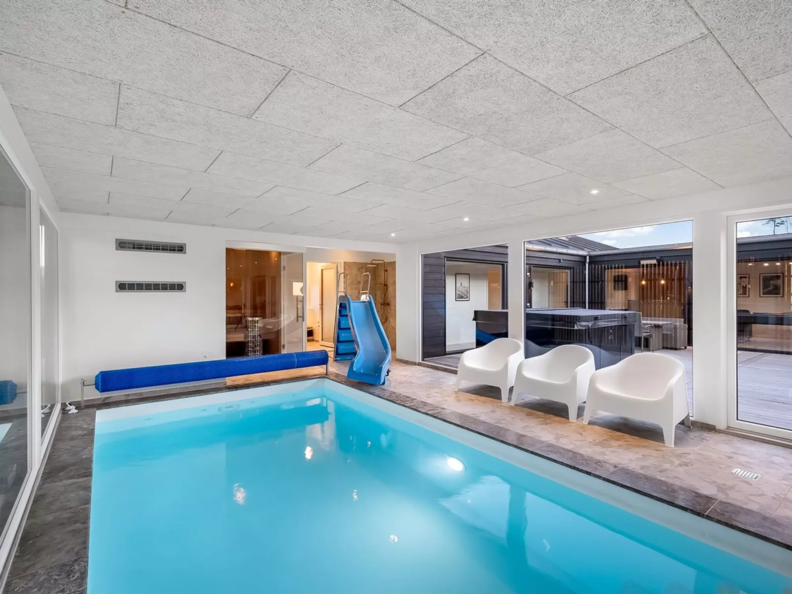 "Hana" - 800m from the sea-Buiten