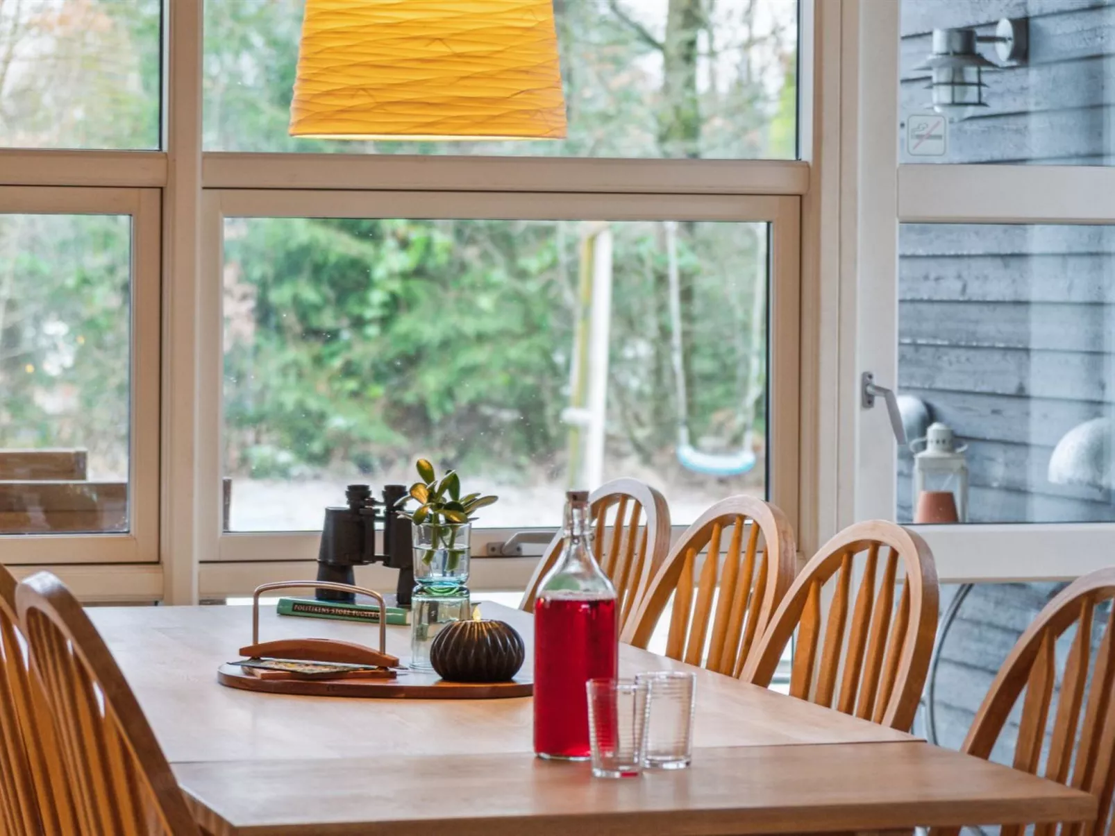 "Tomine" -  from the sea-Binnen