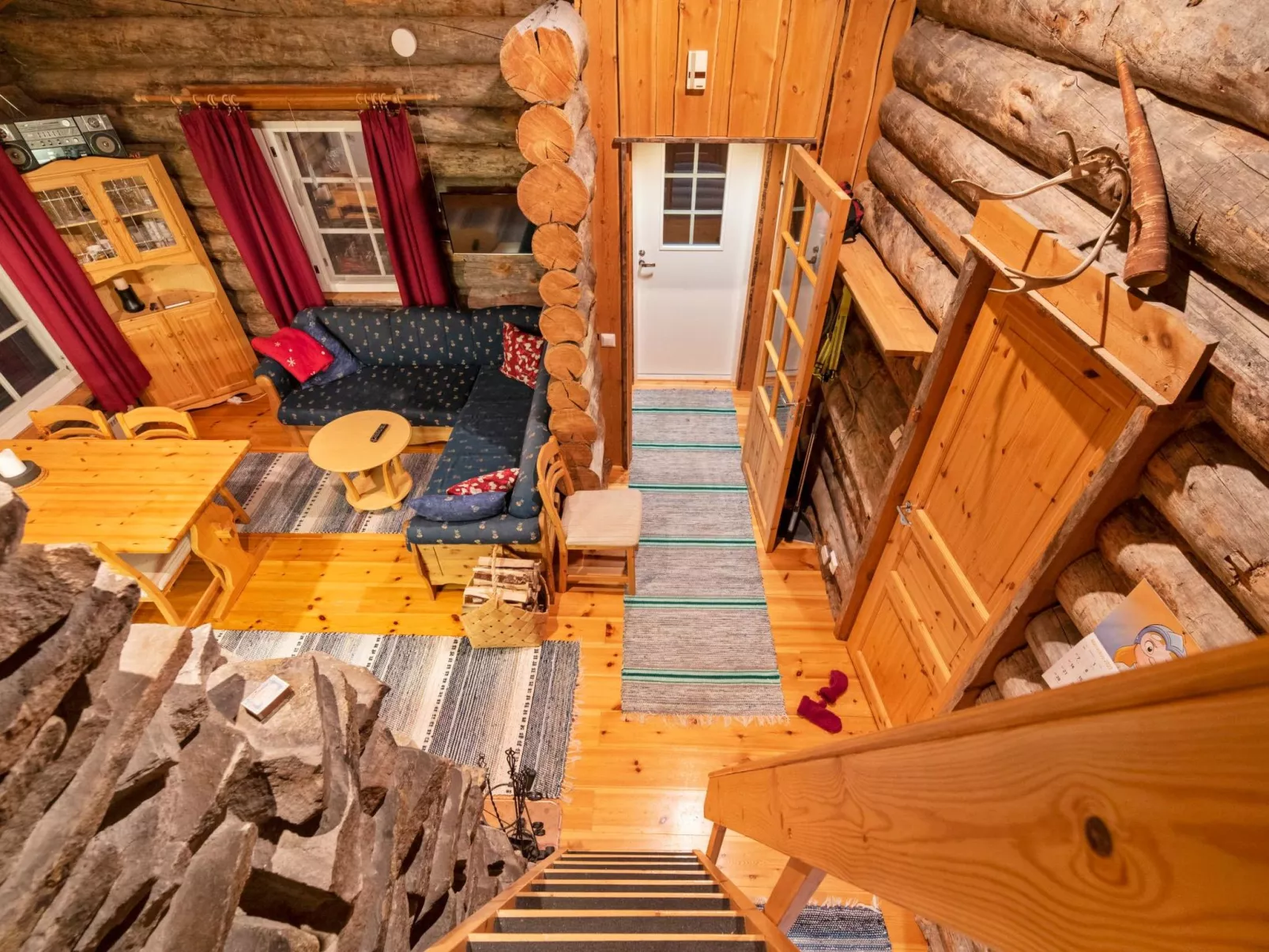 Lomaylläs d59 /palovaarankaarre 13 a-Binnen