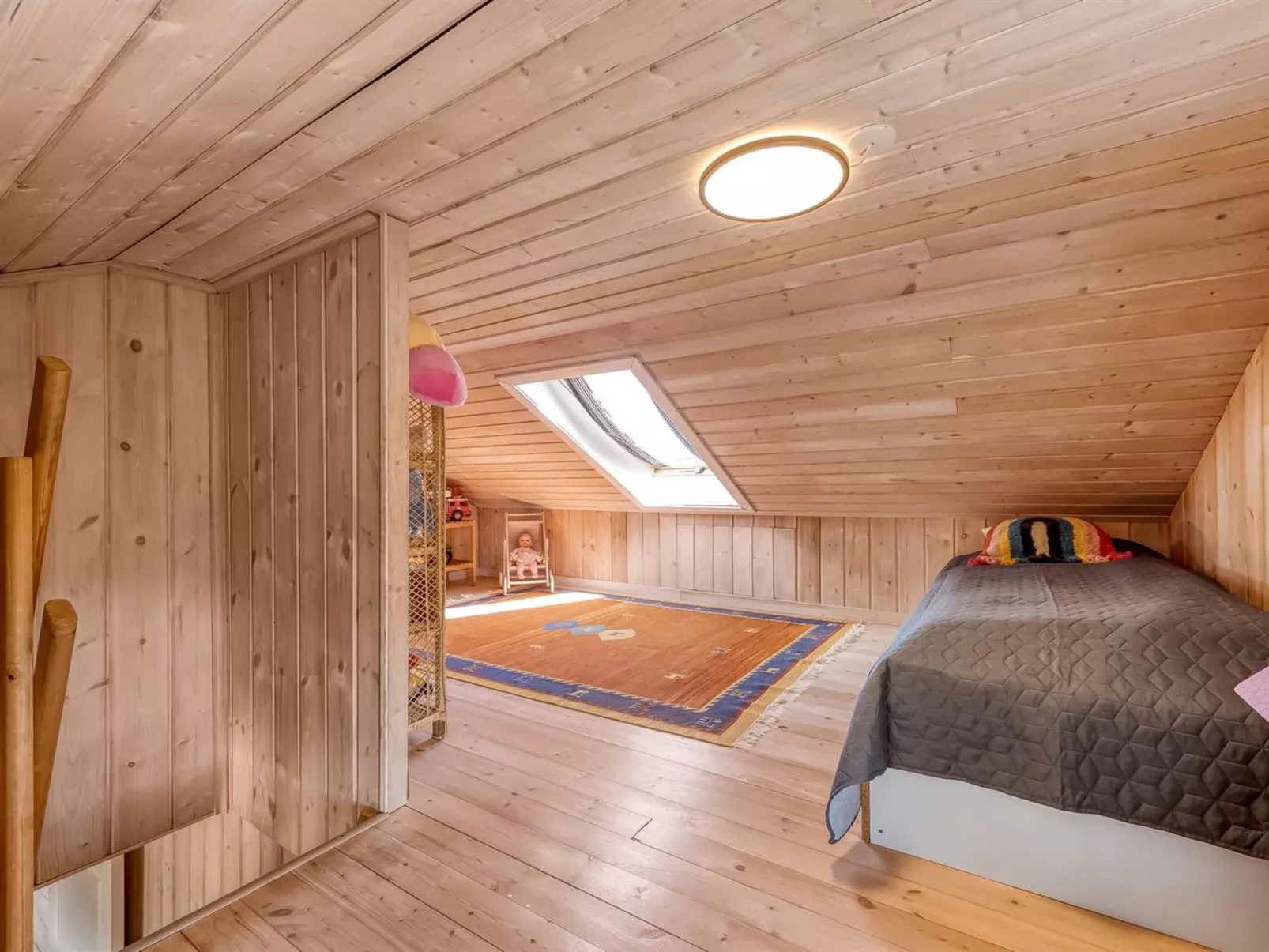 "Gunwald" - 1km to the fjord-Binnen