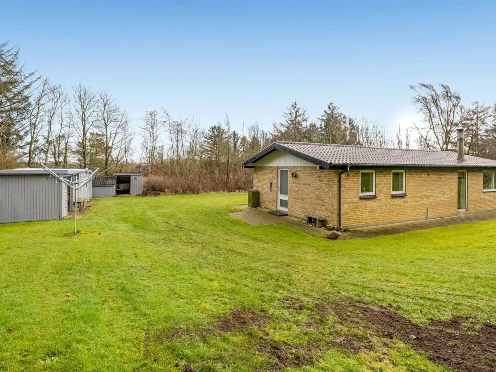 "Marika" - 400m to the fjord-Buiten