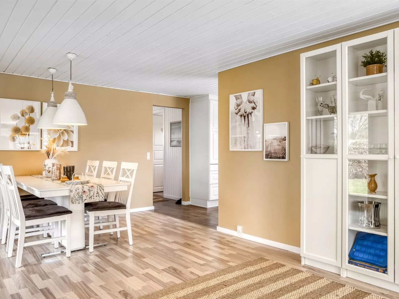 "Ruse" -  from the sea-Binnen