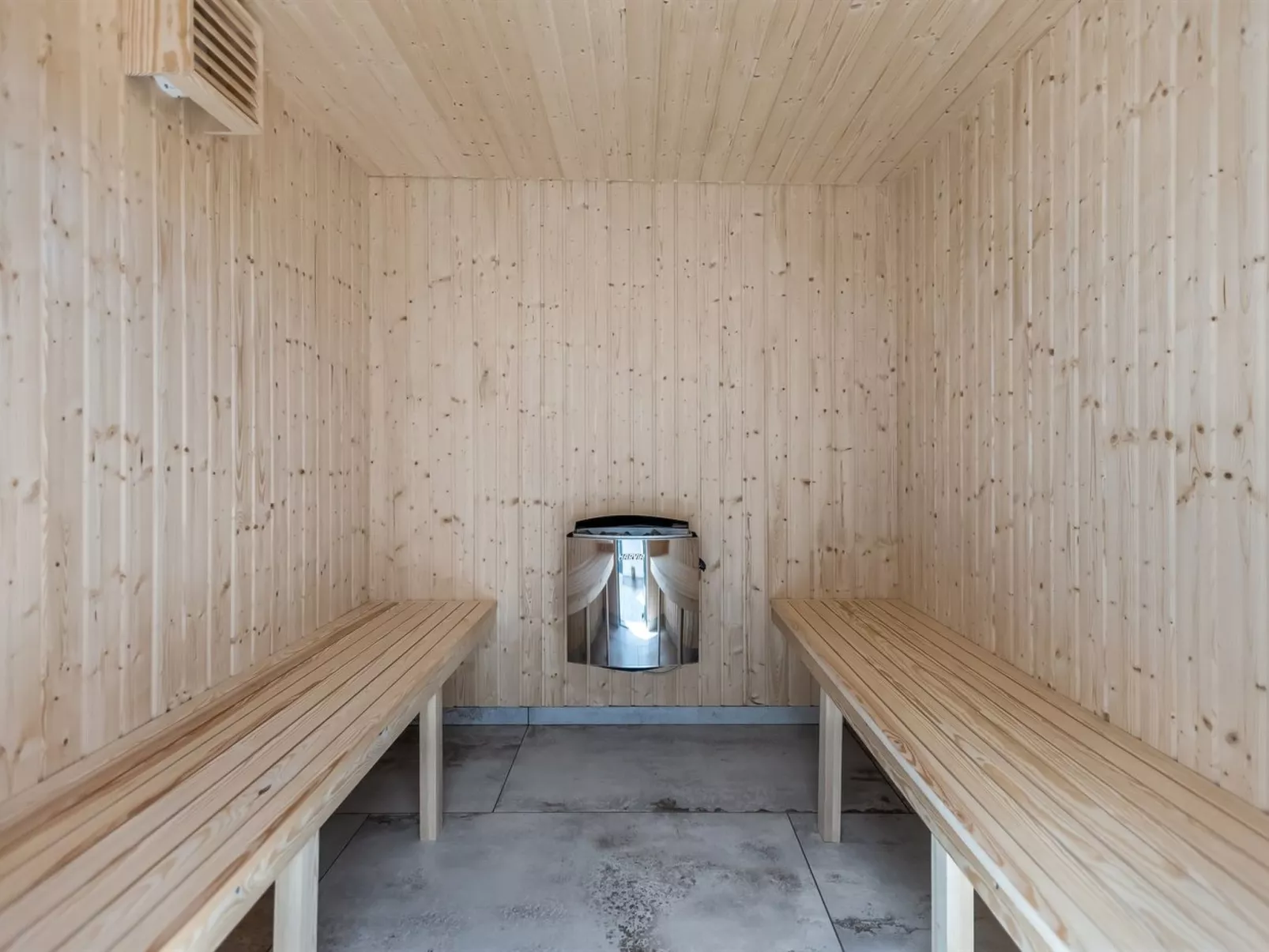 "Alvira" - 30km from the sea-Binnen