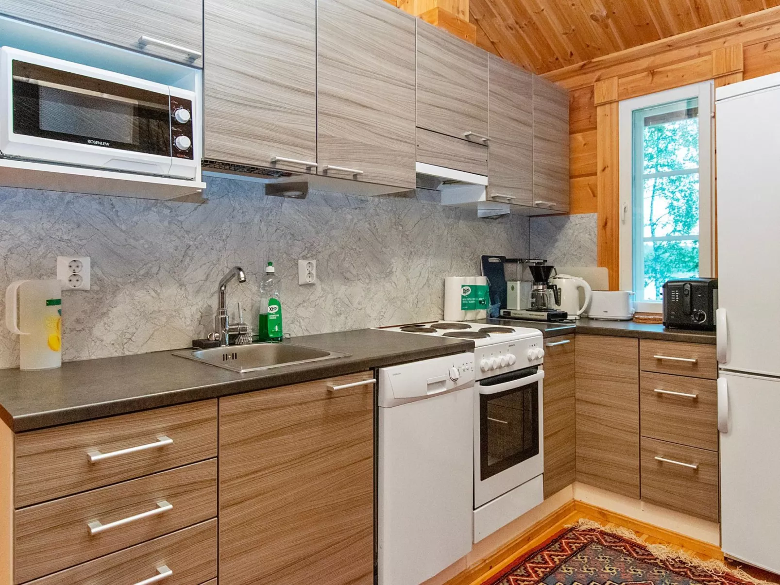 Mökki mikkola-Binnen