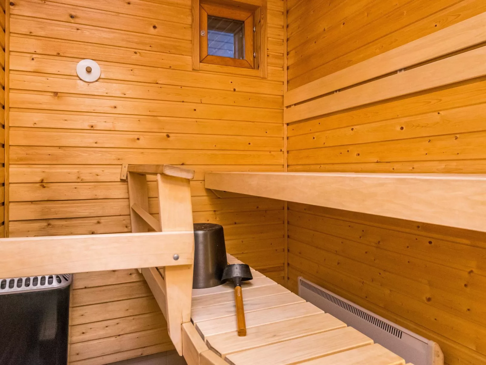 Karhunvartijan linna c22-Binnen