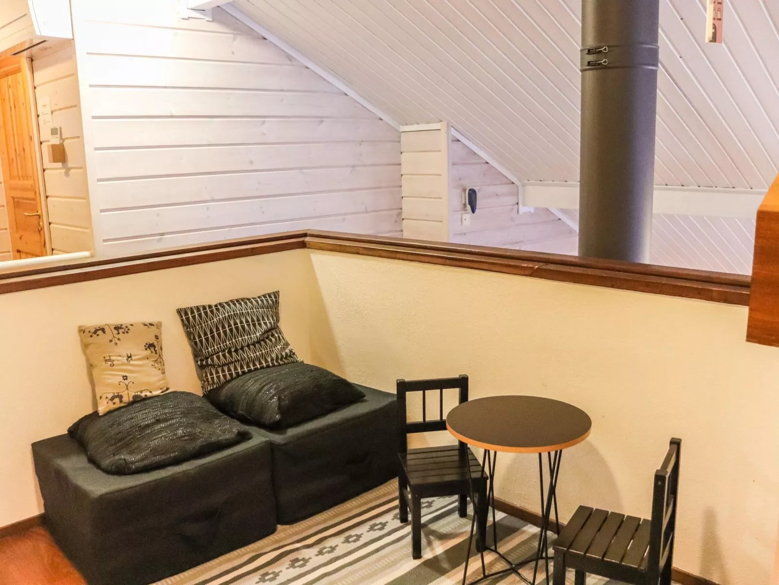 Aurinko-saaga 2 paritalo lasiterassihuon-Binnen