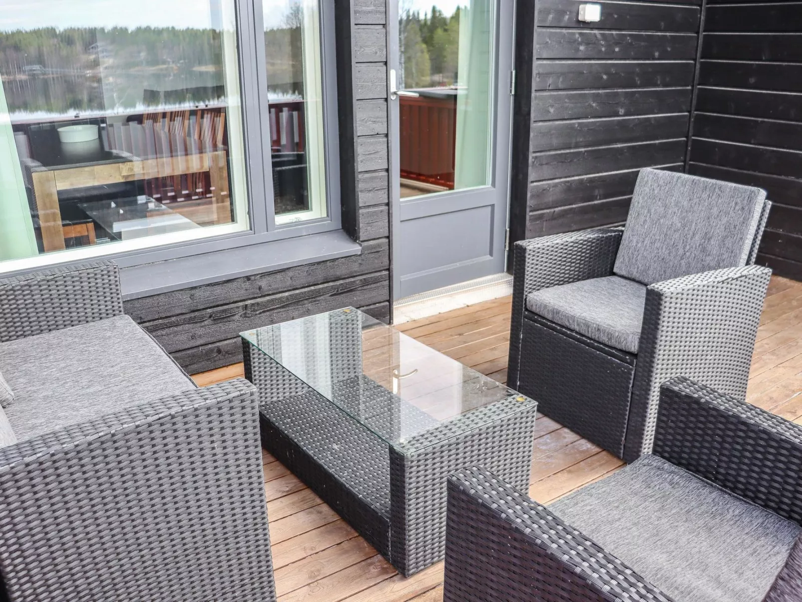 Skivillas 47 ukkohalla (a7)-Binnen