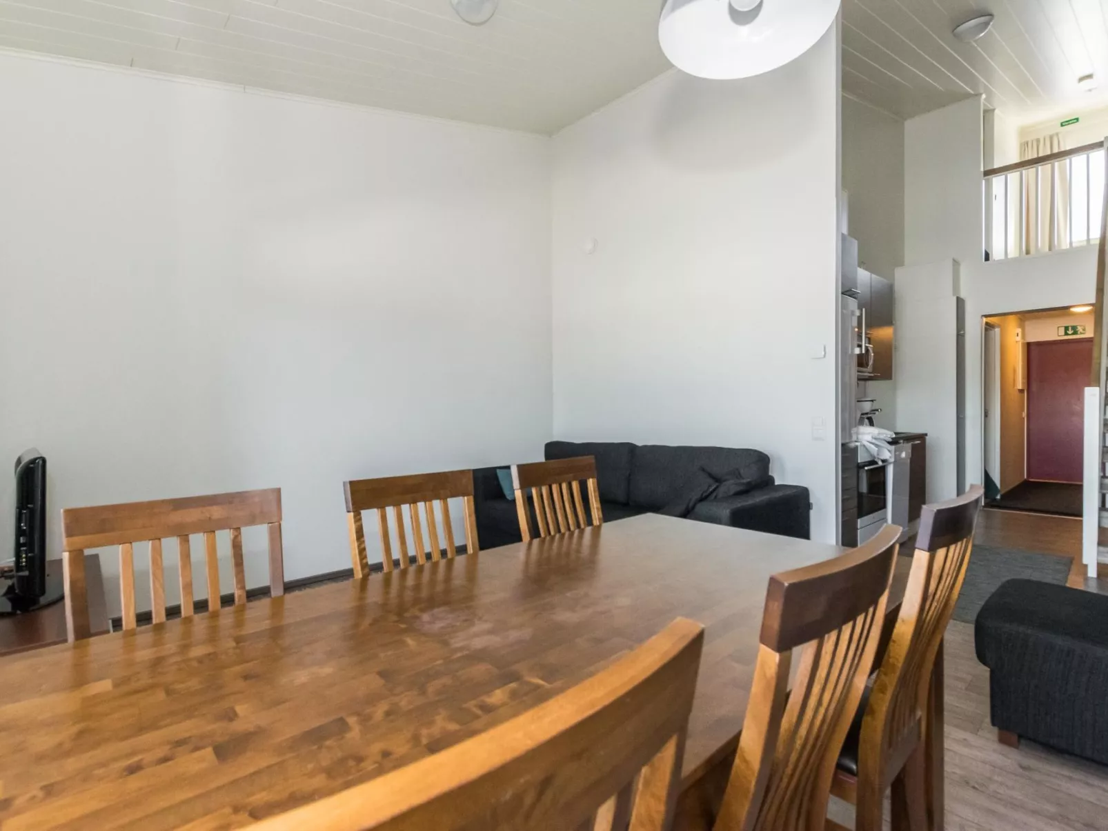 Skivillas 61 ukkohalla (b10)-Binnen