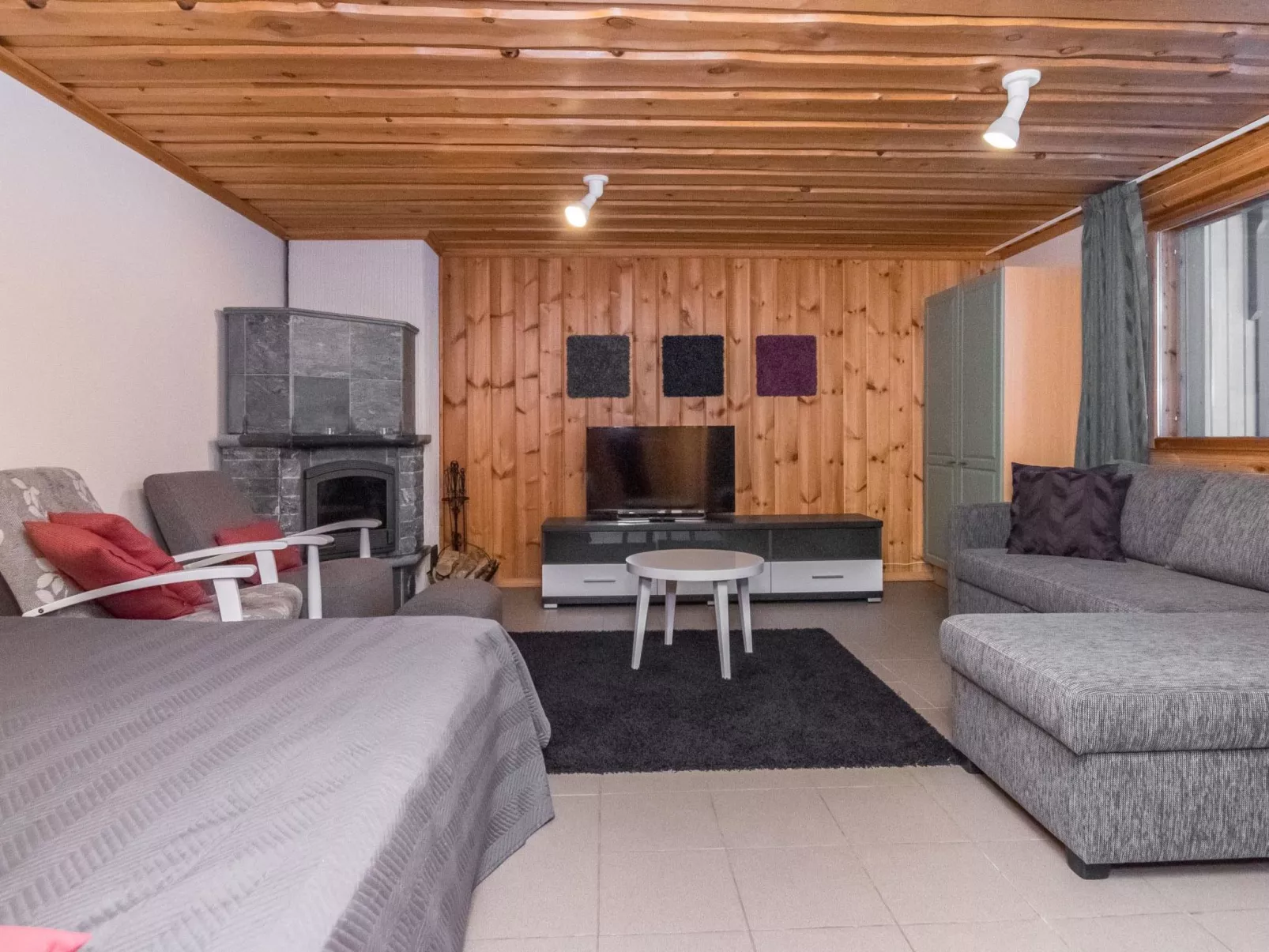 Karhunpesä b-Binnen