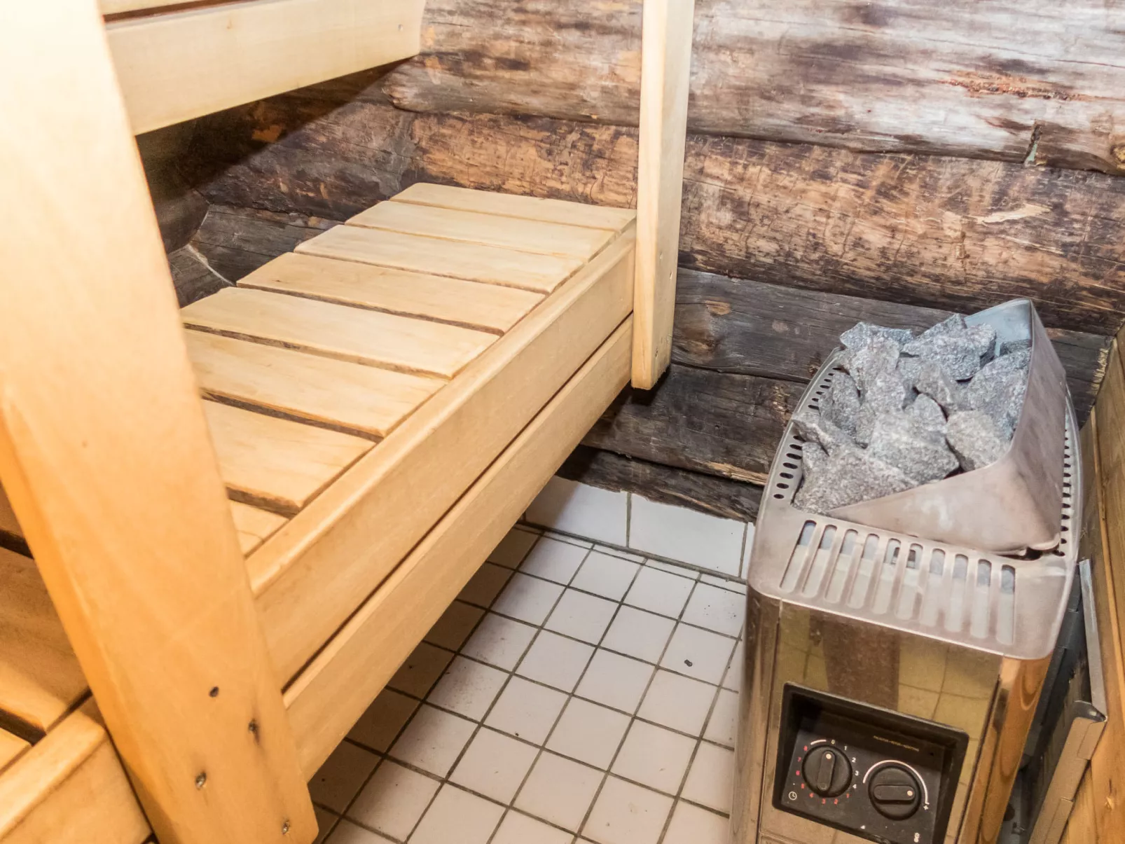 Salmikankaan kelo d2-Binnen