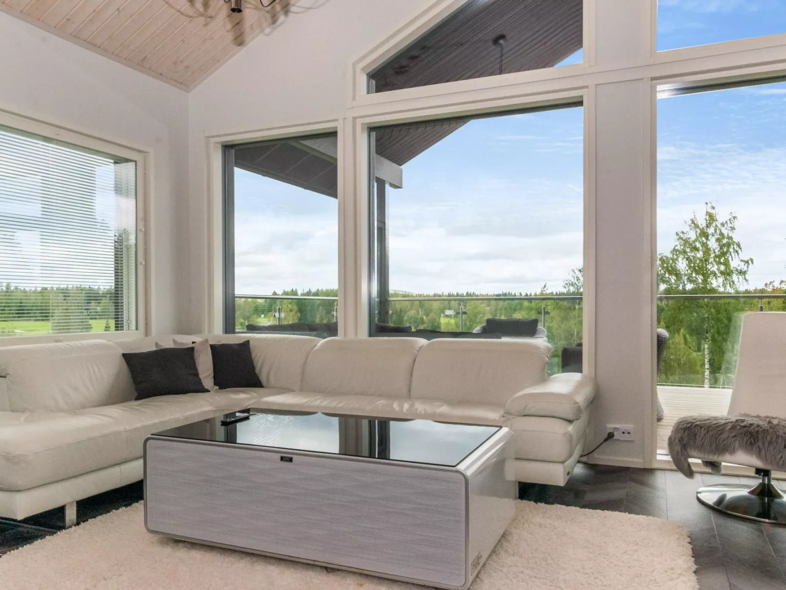 Villa hill magia-Binnen