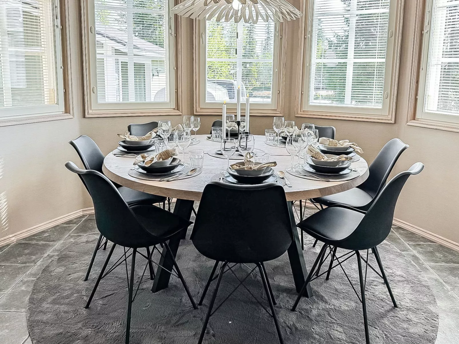 Villa taikavuosseli-Binnen