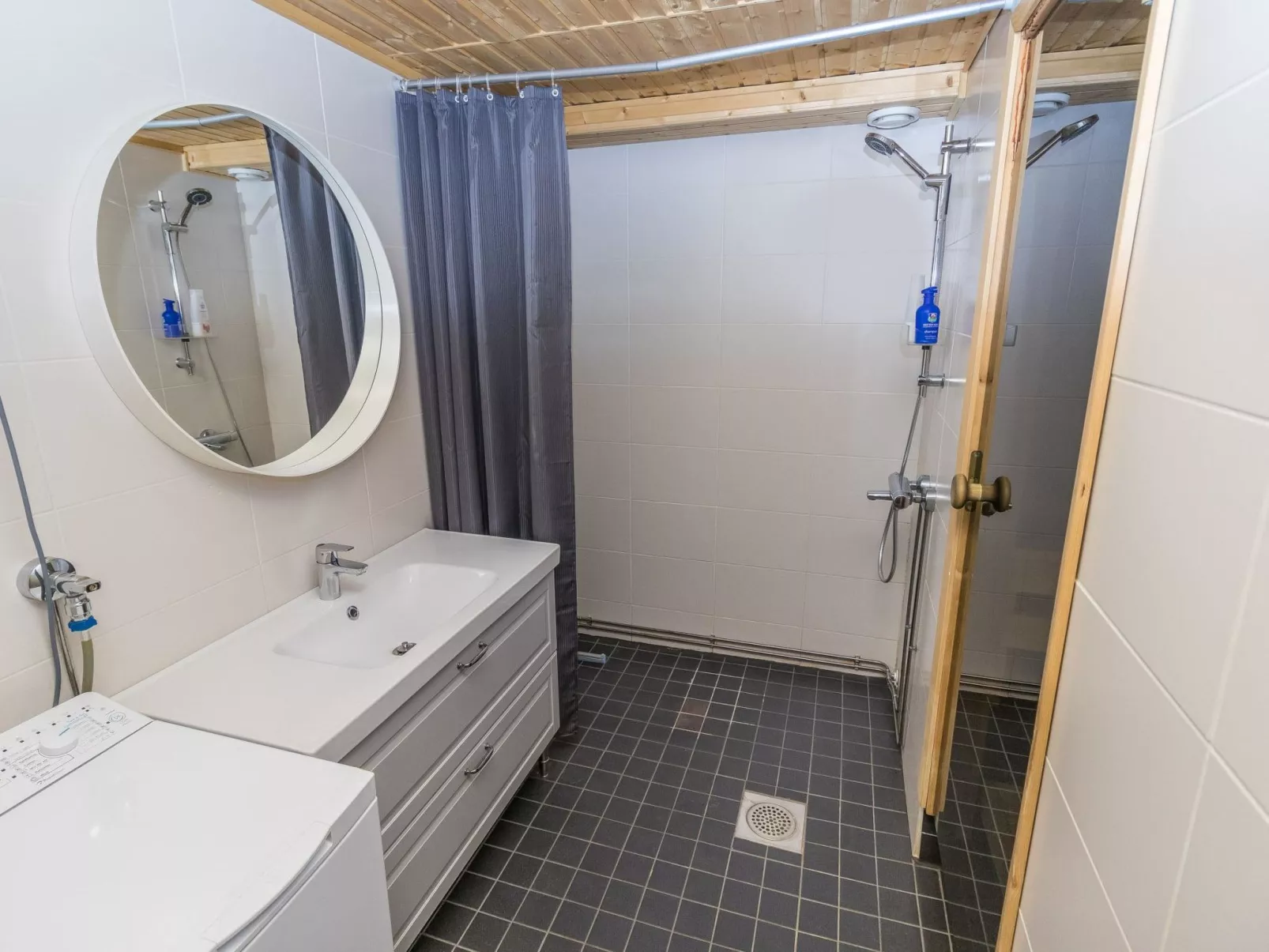 Teerenpesue f 46-Binnen