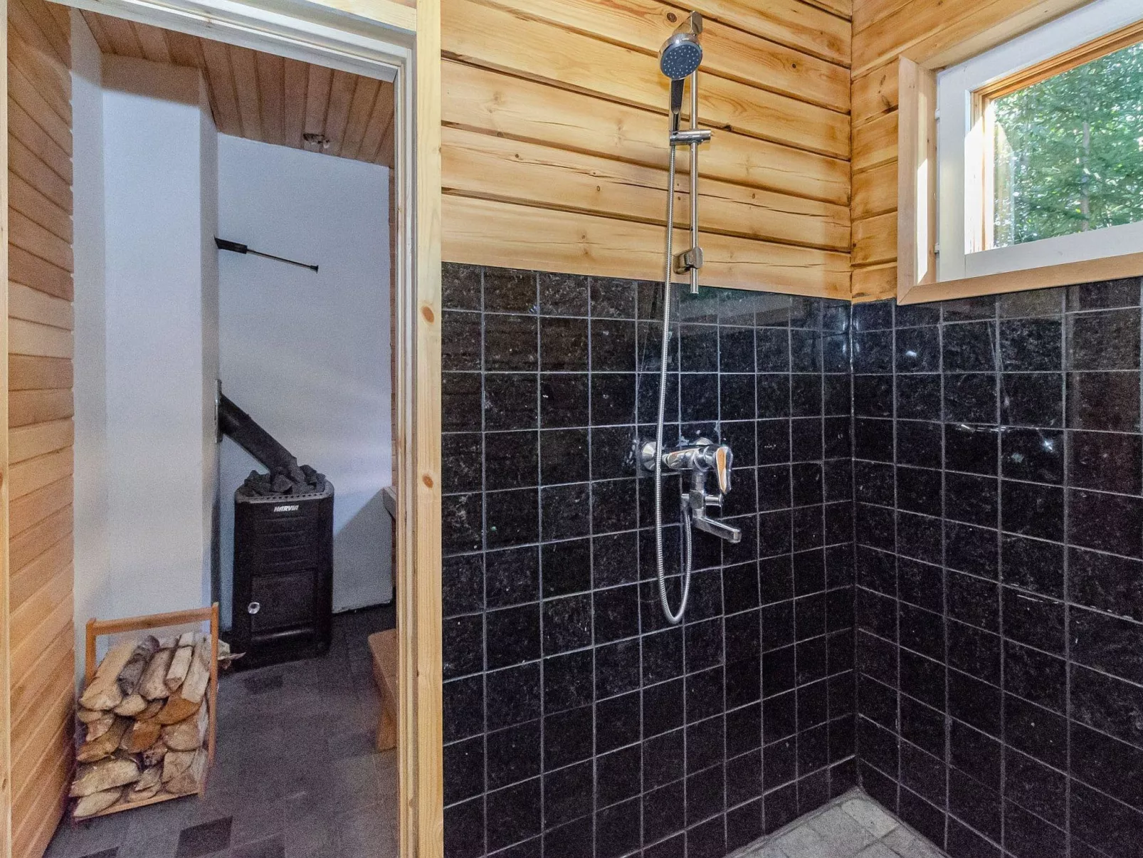 Jussinlahti, vaikon loma 6-Binnen