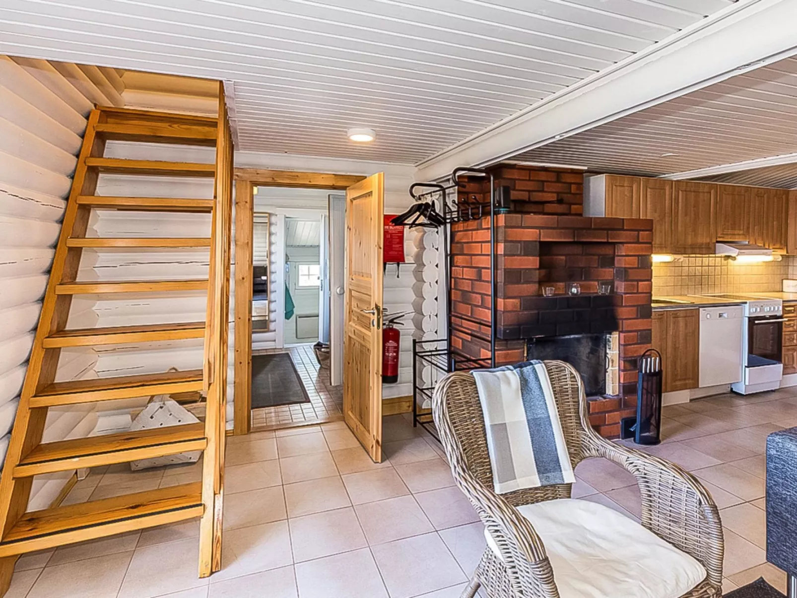 Ranta 2 / 5664-Binnen