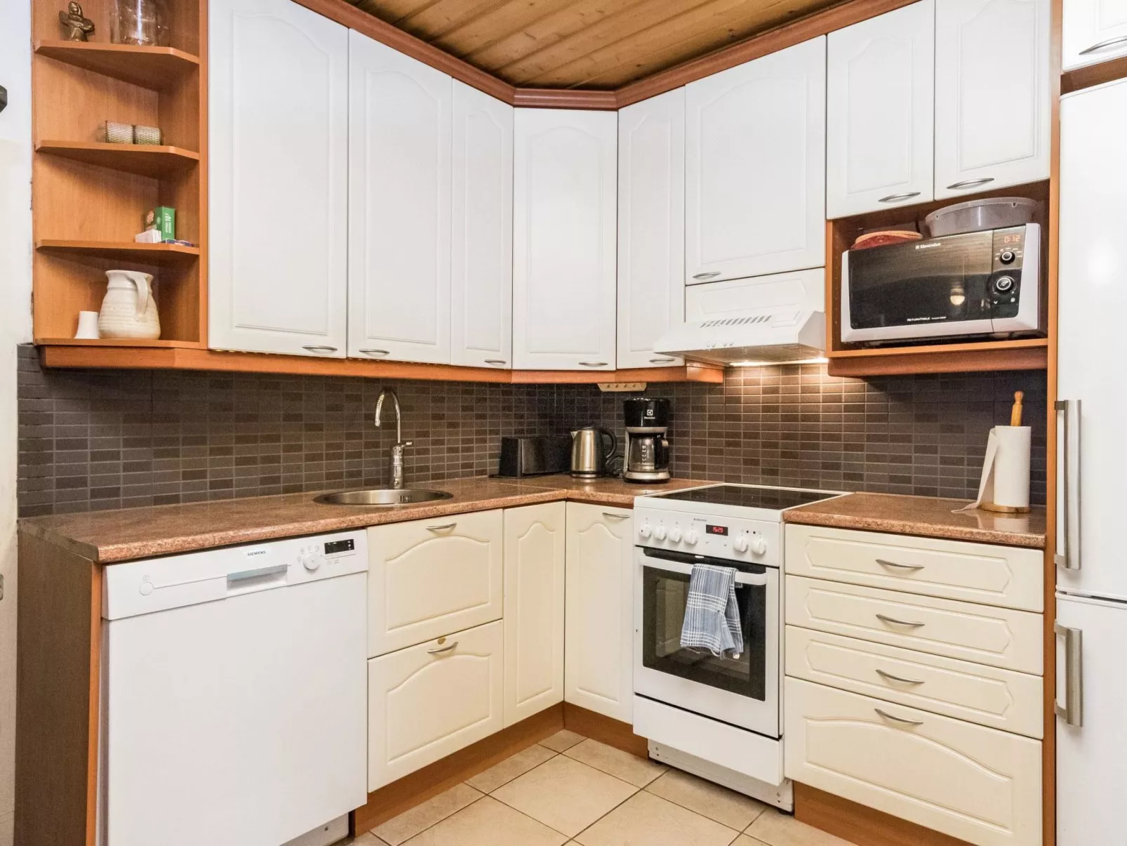 Aurinkopaikka-Binnen