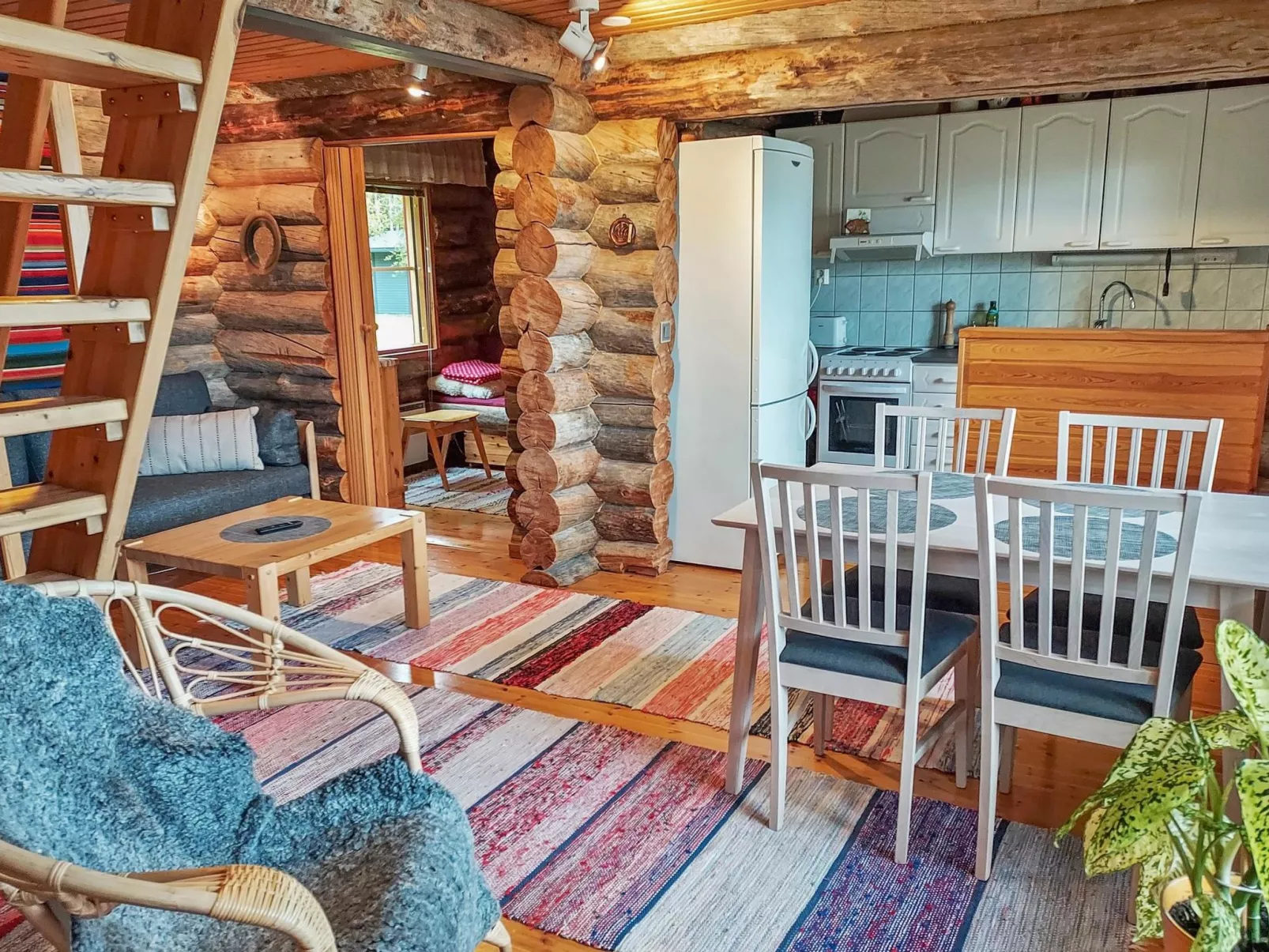 Alakitkajärvi, takkusalmi-Binnen