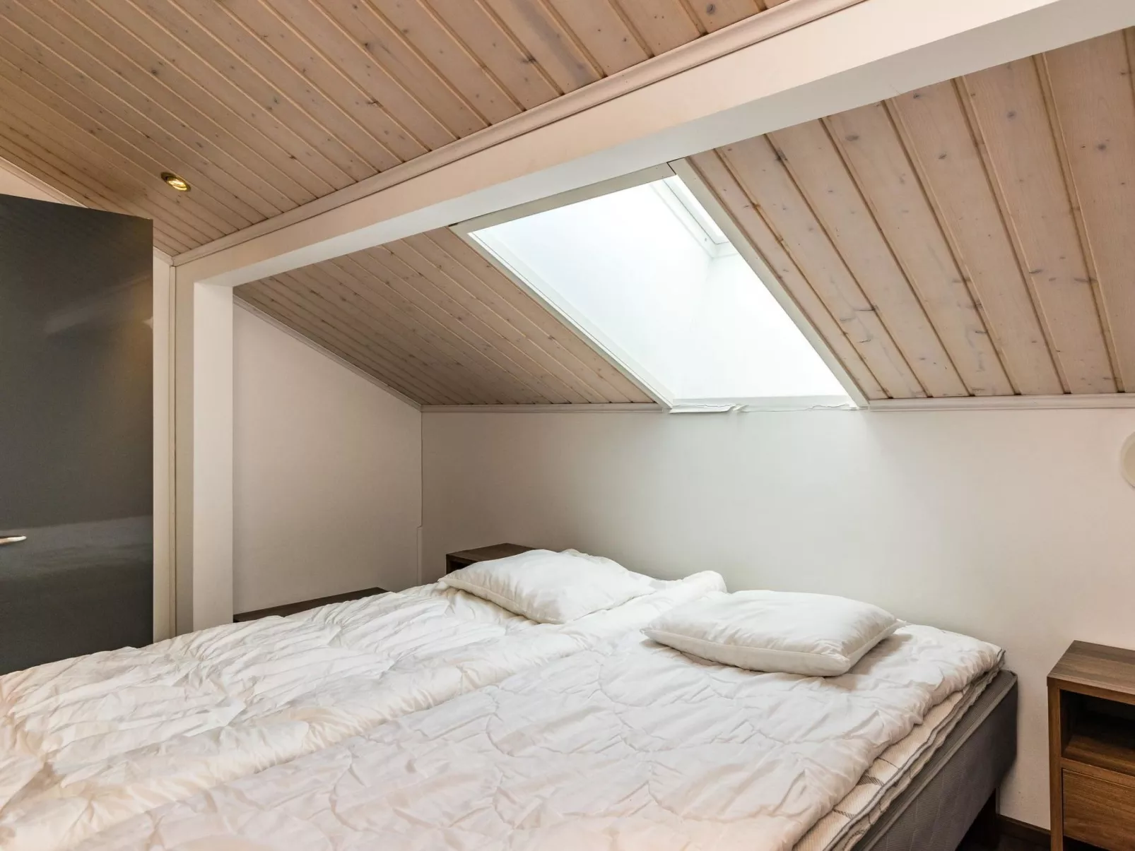 4 seasons hymy a-Binnen