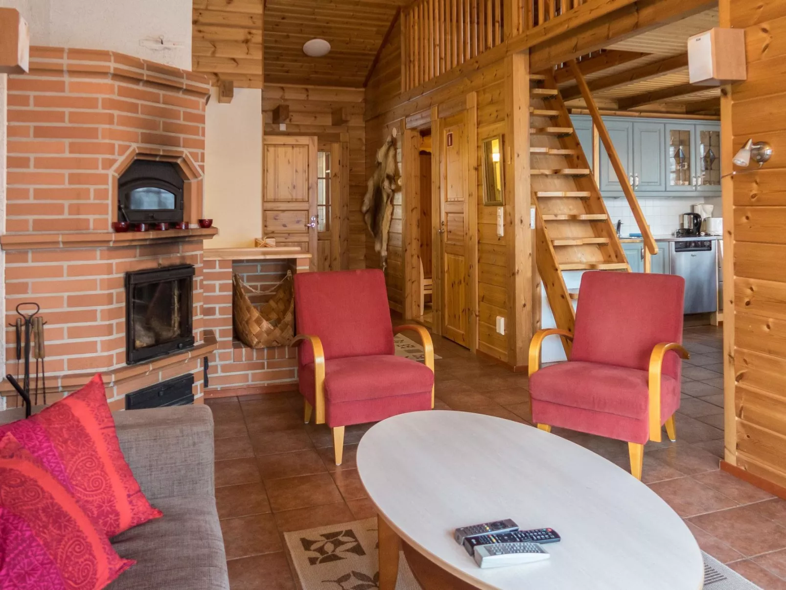 Vaarapirtti / tähti-Binnen