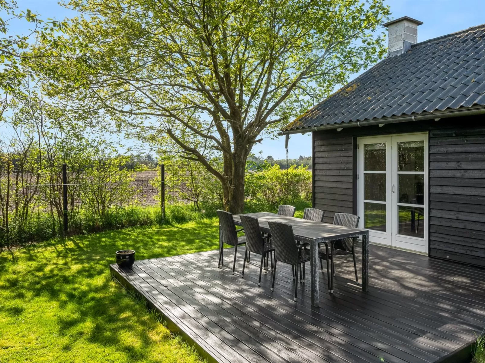 "Fido" - 500m to the fjord-Buiten