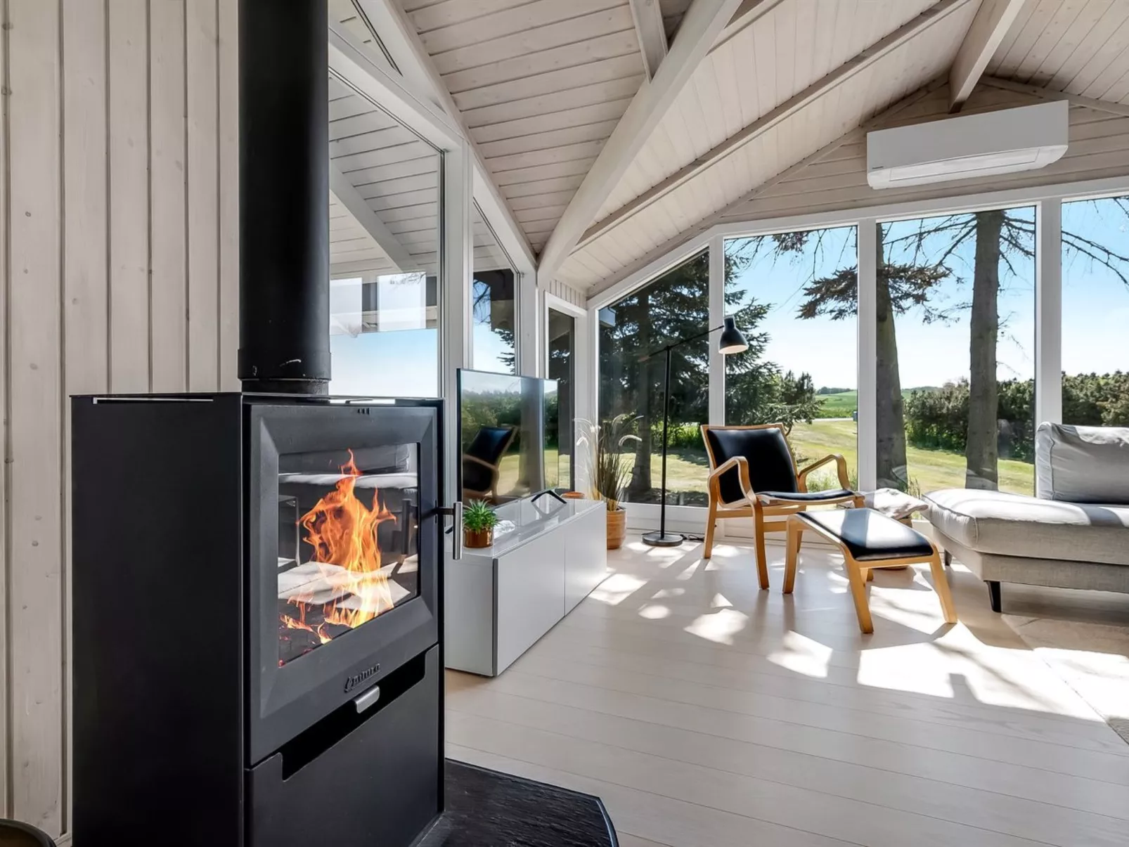 "Ama" - 250m from the sea-Binnen