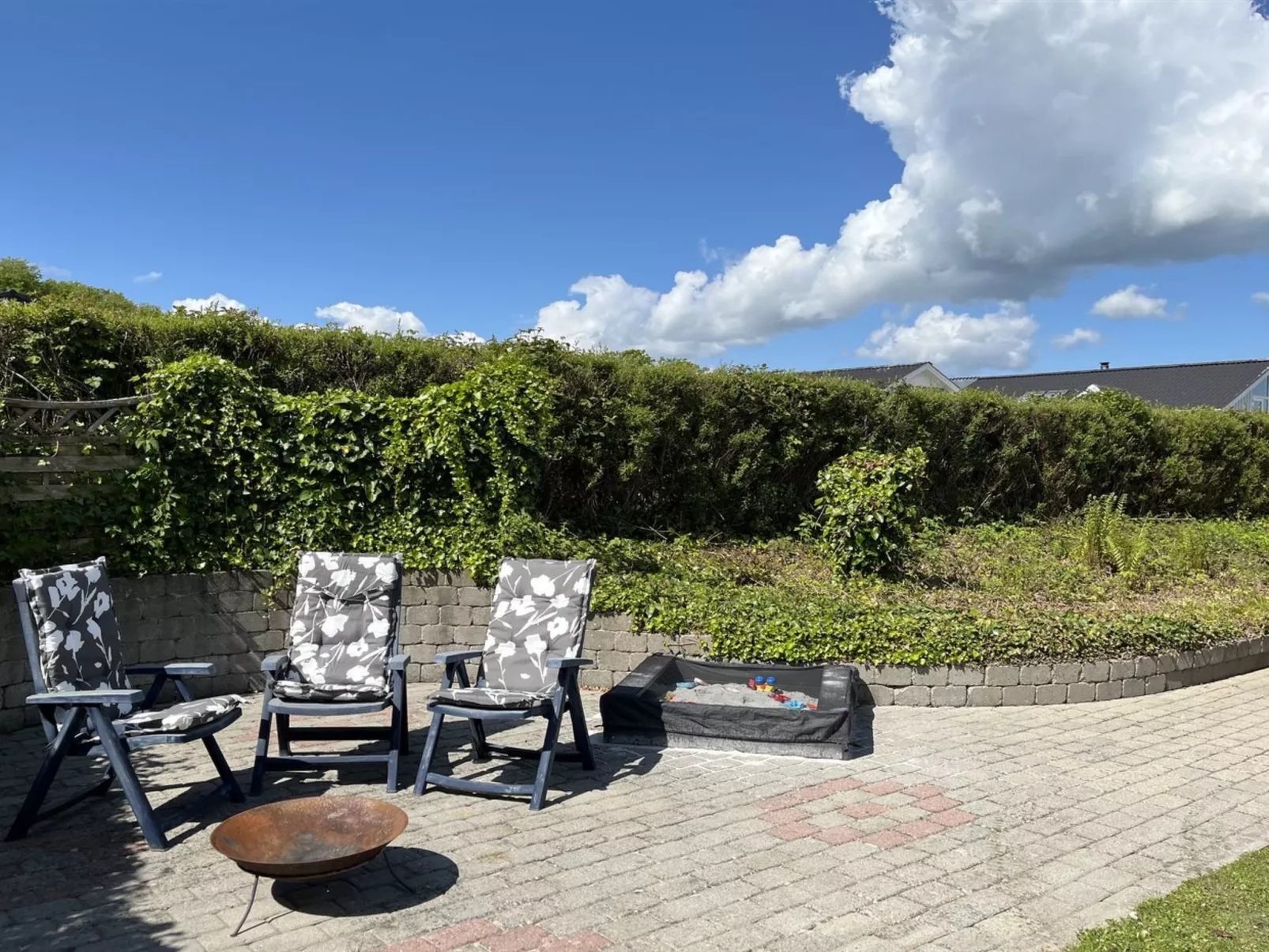 "Hoghni" - 300m from the sea-Buiten