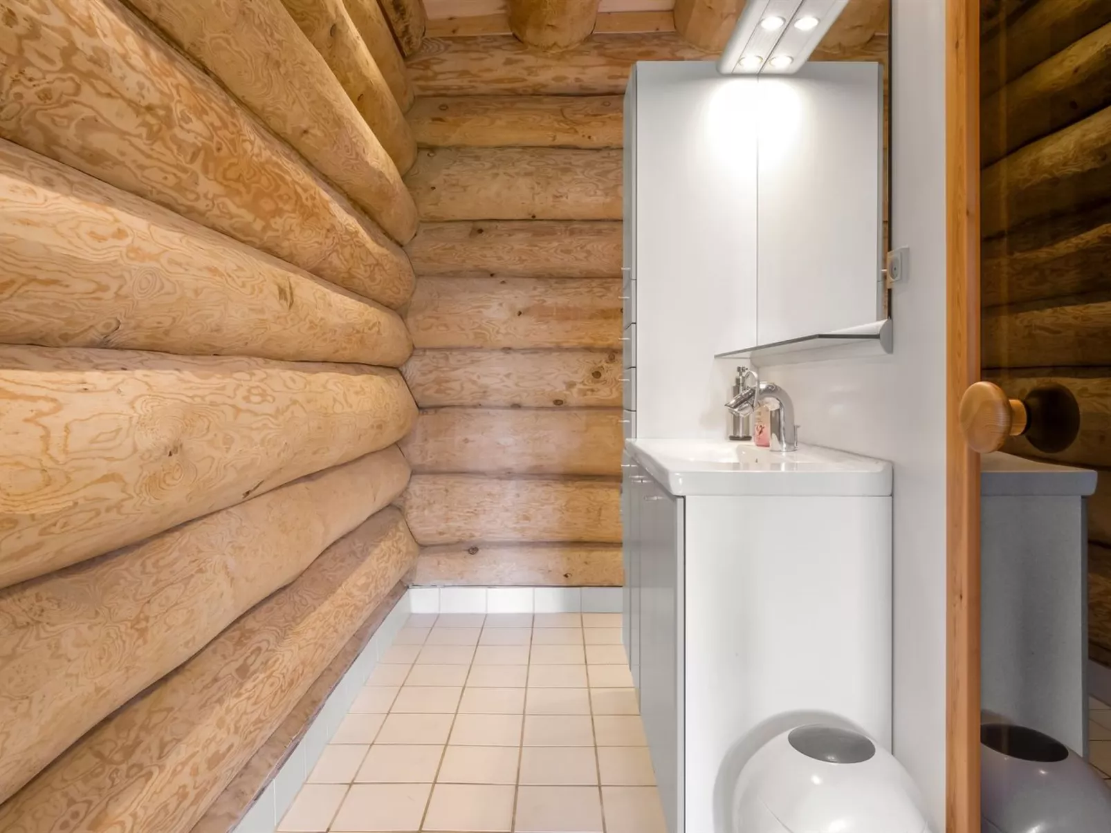 "Mojag" - 900m from the sea-Binnen