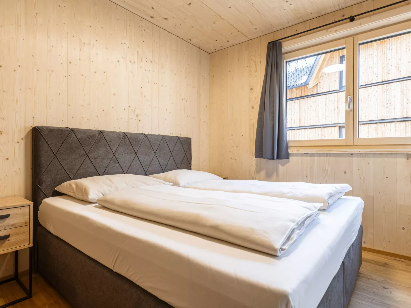 Mit 2 Schlafzimmern-Binnen