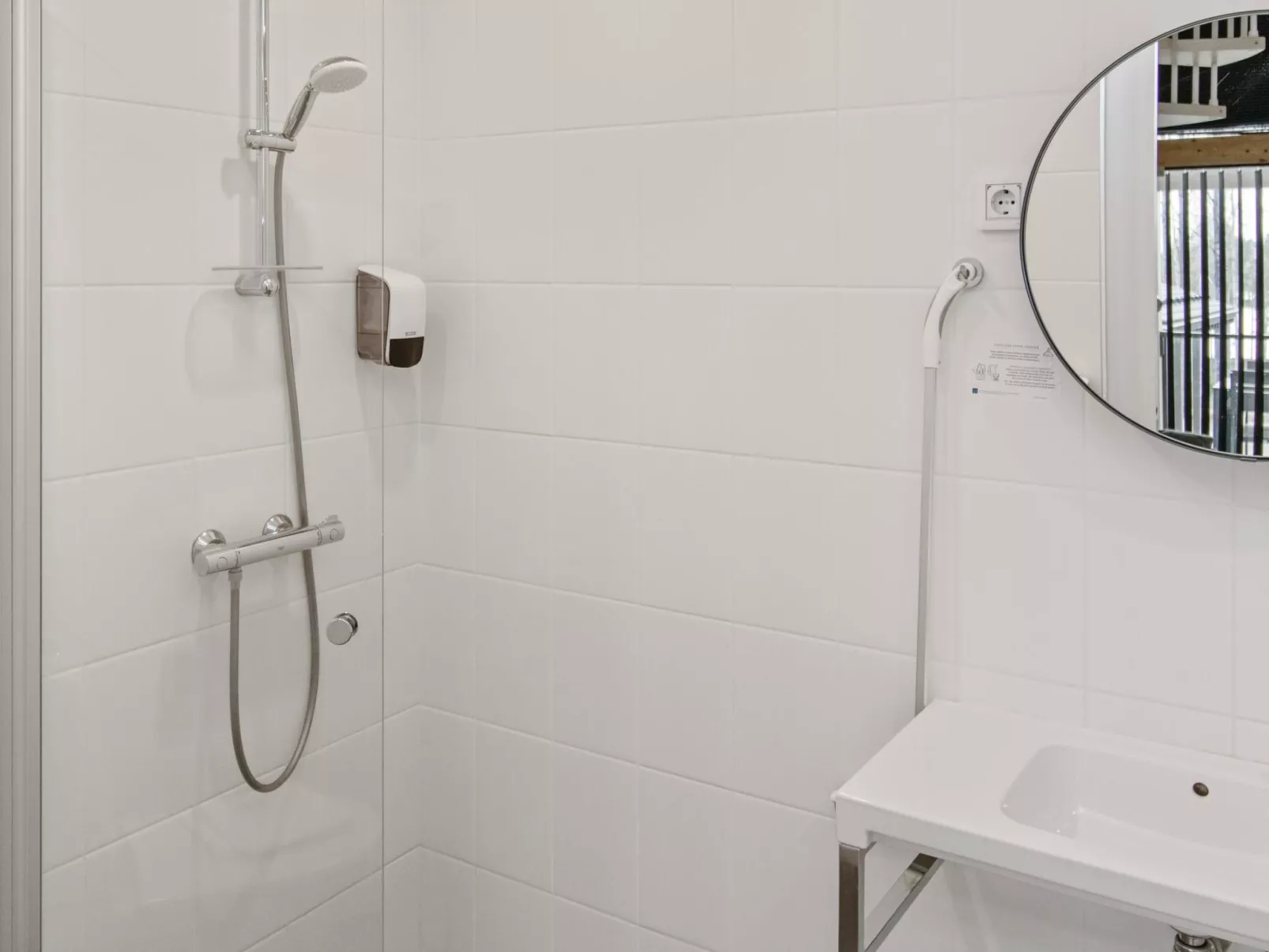 Eerikkilä lomahuoneisto 64-Binnen